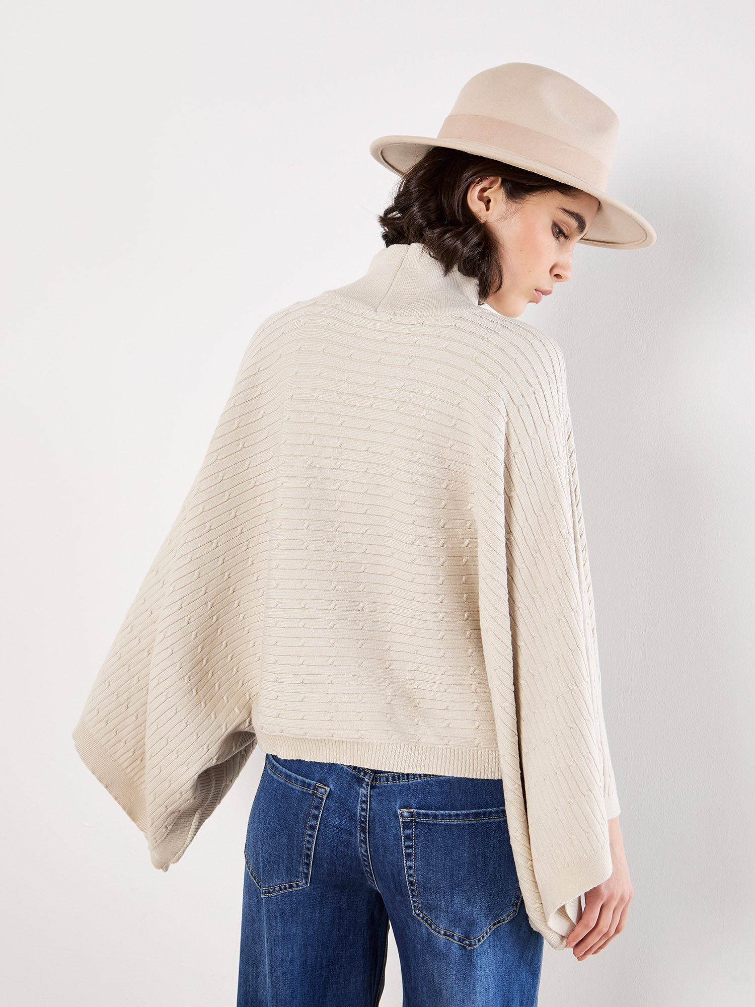 Apricot Strickpullover Pullover-Cape mit Zopfmuster