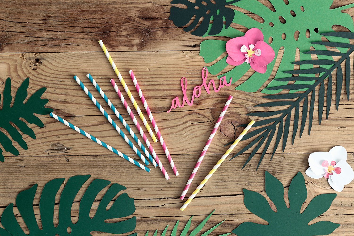 partydeco Trinkhalme, Papierstrohhalme diagonal gestreift 19cm weiß gelb 10er Set