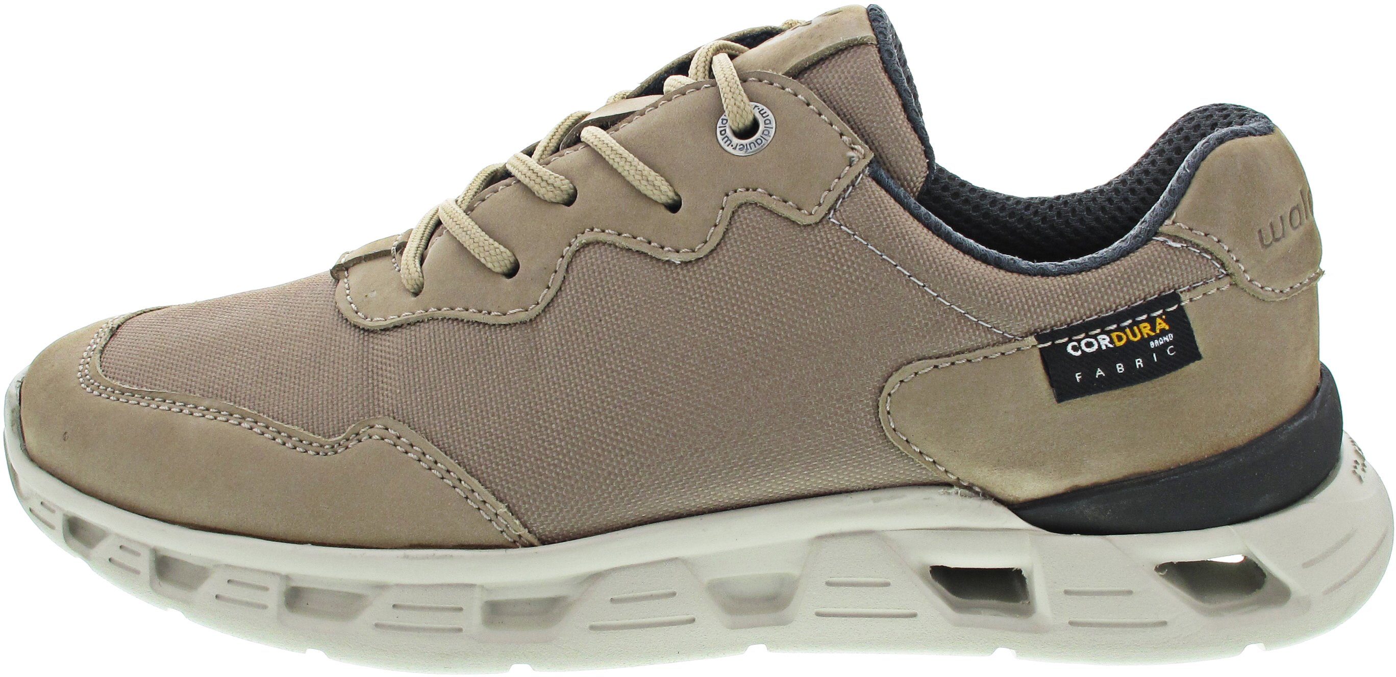 Schnürschuh