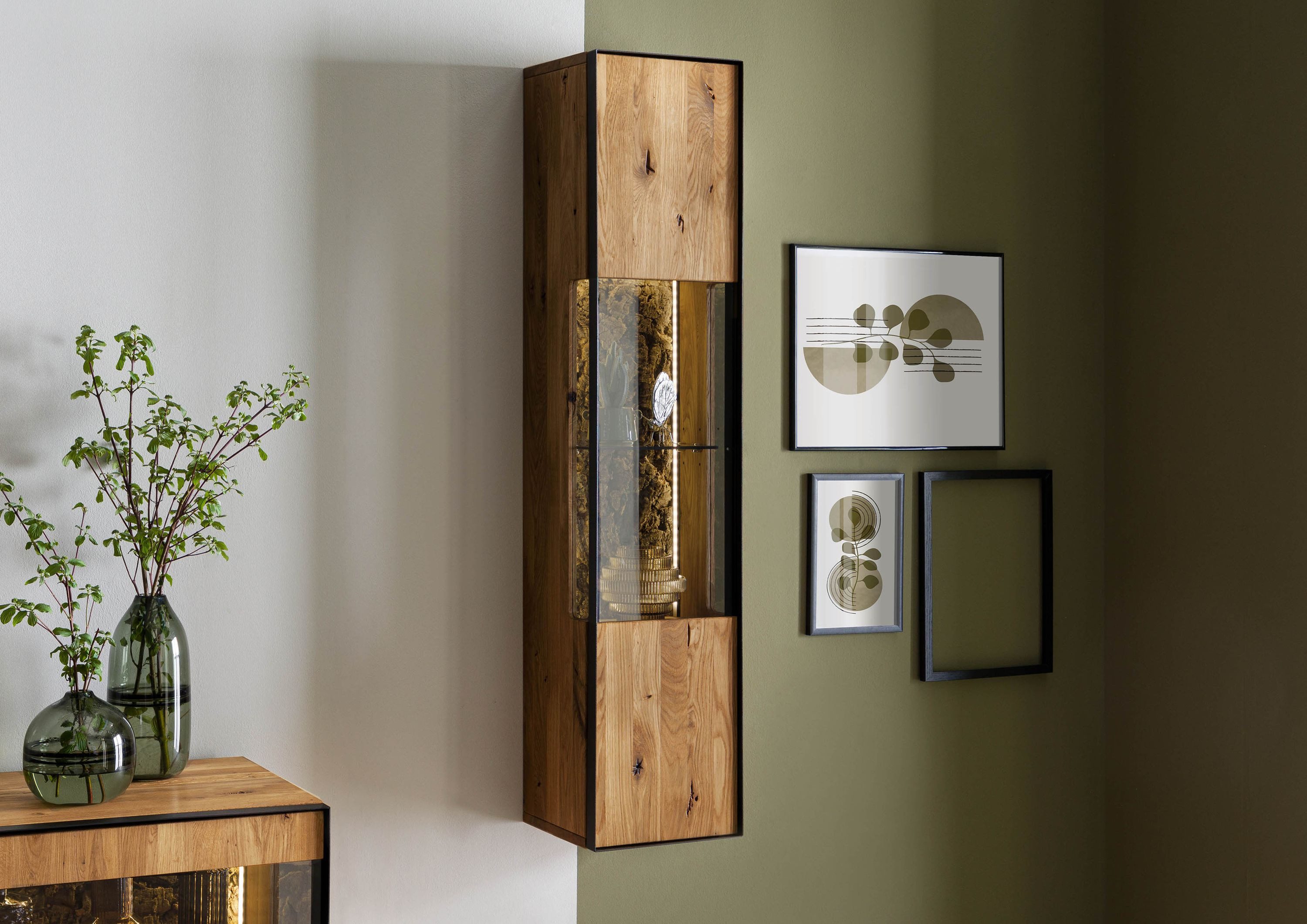 Massivmoebel24 Hängevitrine STARNBERG (Wildeiche 30x30x140 natur geölt STARNBERG #06) Wildeiche 30x30x140 natur geölt STARNBERG #06