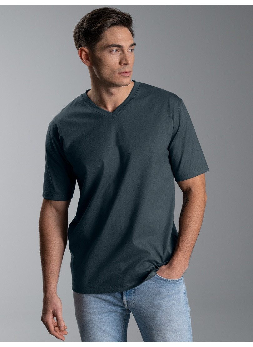 Trigema T-Shirt TRIGEMA V-Shirt DELUXE Baumwolle (1-tlg)