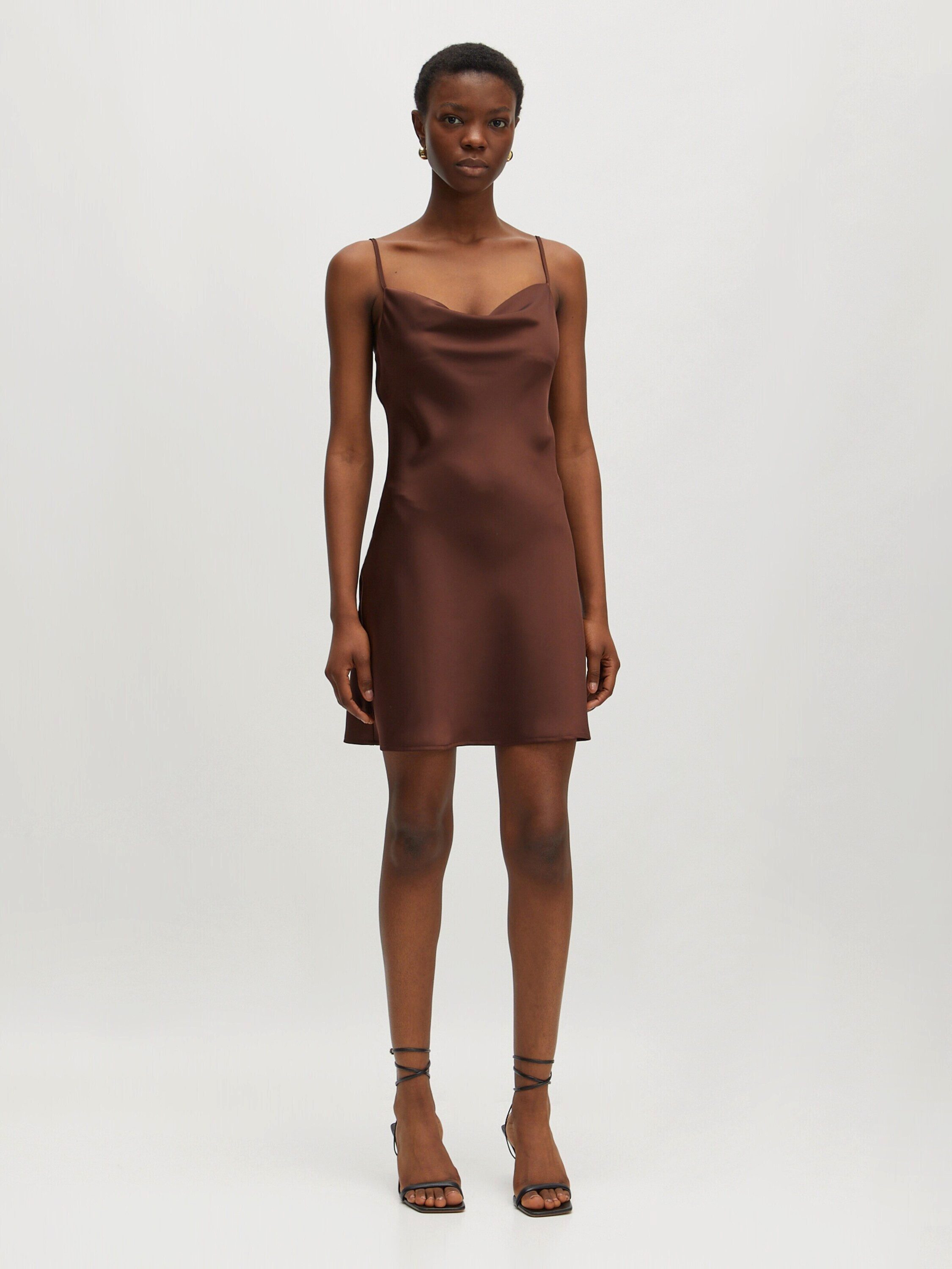 EDITED Minikleid Jessie (1-tlg) Plain/ohne Details günstig online kaufen