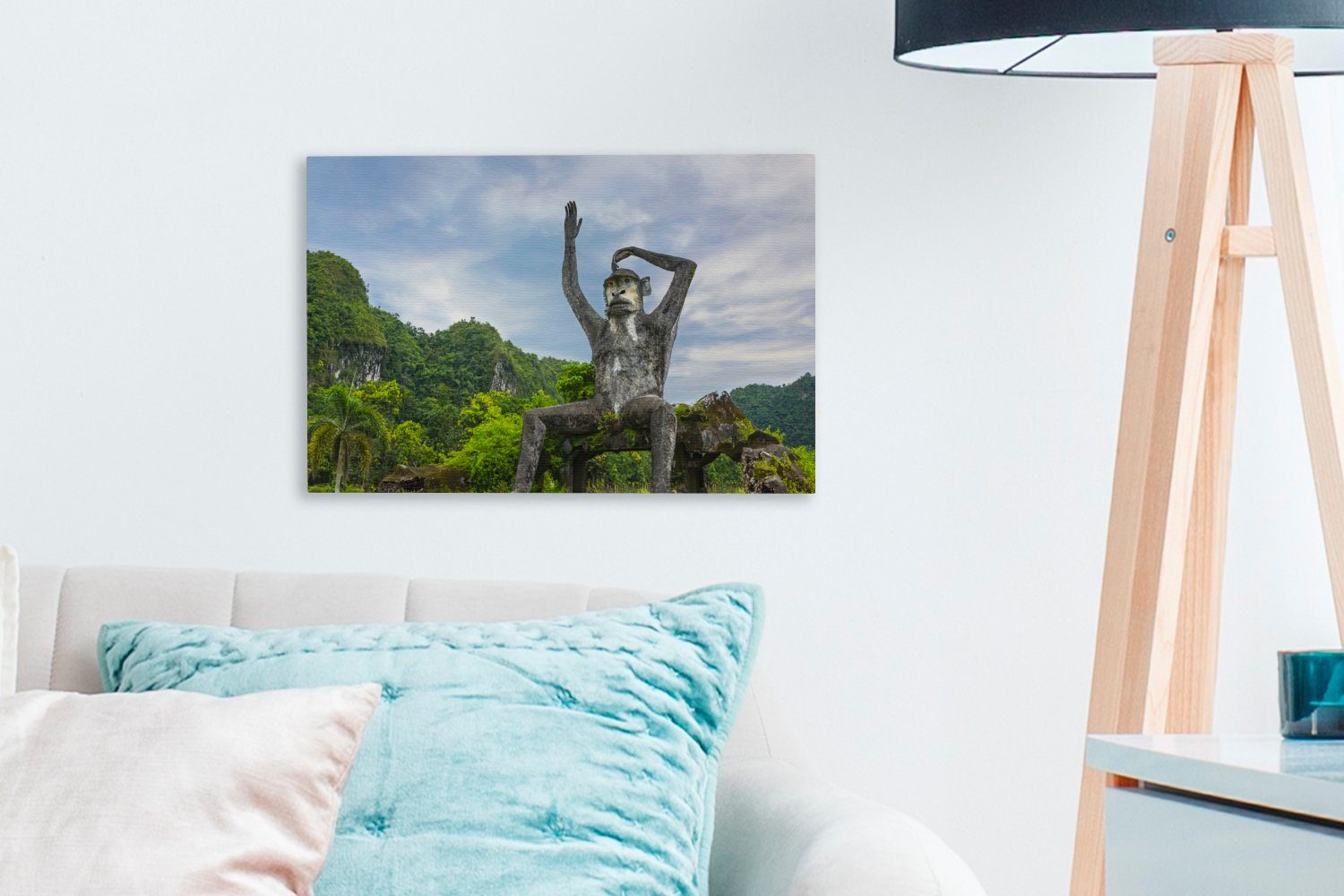 OneMillionCanvasses® Leinwandbild Affenstatue cm Wanddeko, im Bulusaraung Bantimurung St), Leinwandbilder, Wandbild 30x20 (1 in Indonesien, National Park Aufhängefertig