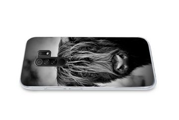 MuchoWow Handyhülle Schottischer Hochländer - Licht - Porträt - Natur, Phone Case, Handyhülle Xiaomi Redmi 9, Silikon, Schutzhülle