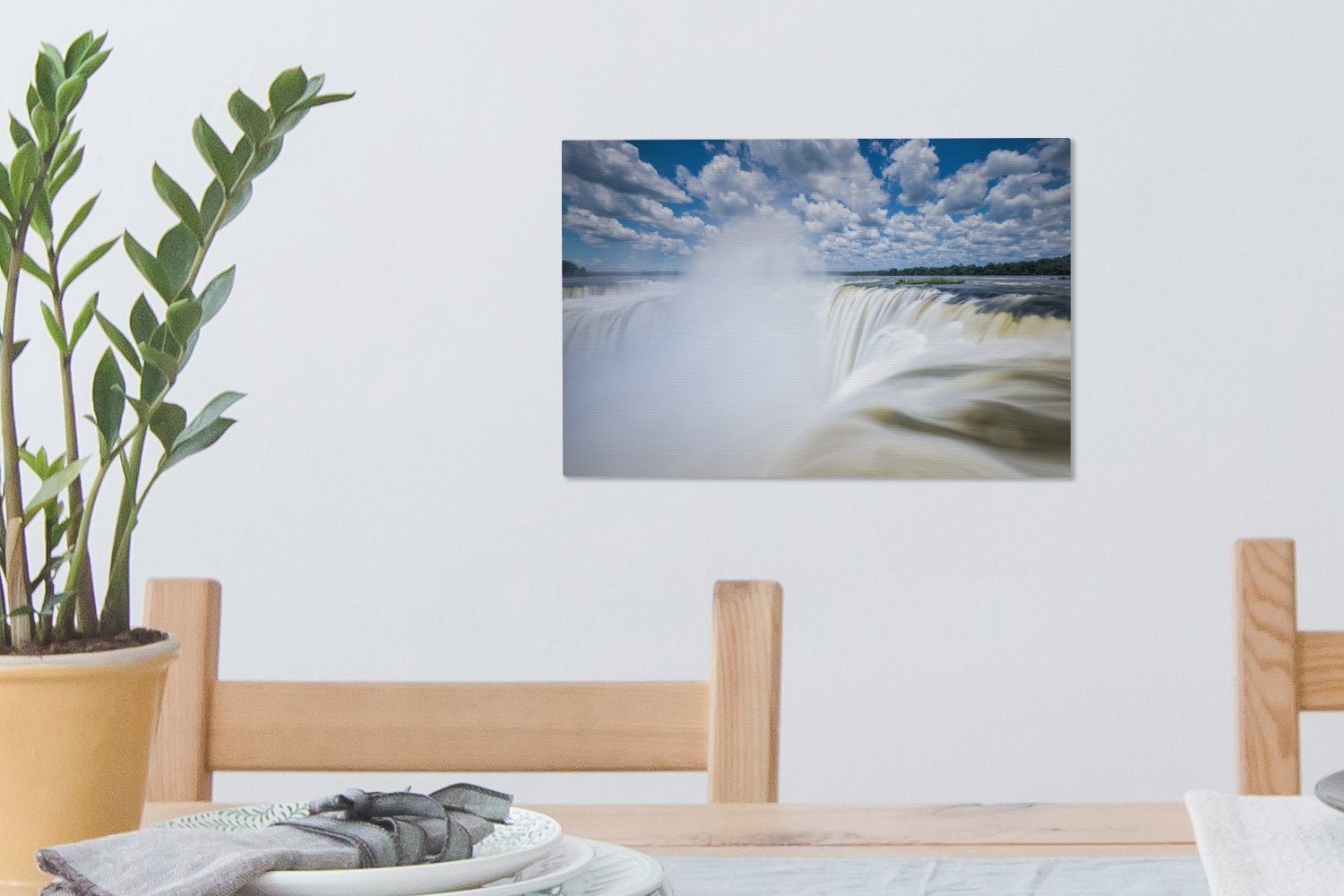 Wandbild St), Wolken mit (1 Leinwandbilder, Iguaçu-Wasserfall 30x20 Aufhängefertig, cm OneMillionCanvasses® Wanddeko, Brasilien, Leinwandbild in