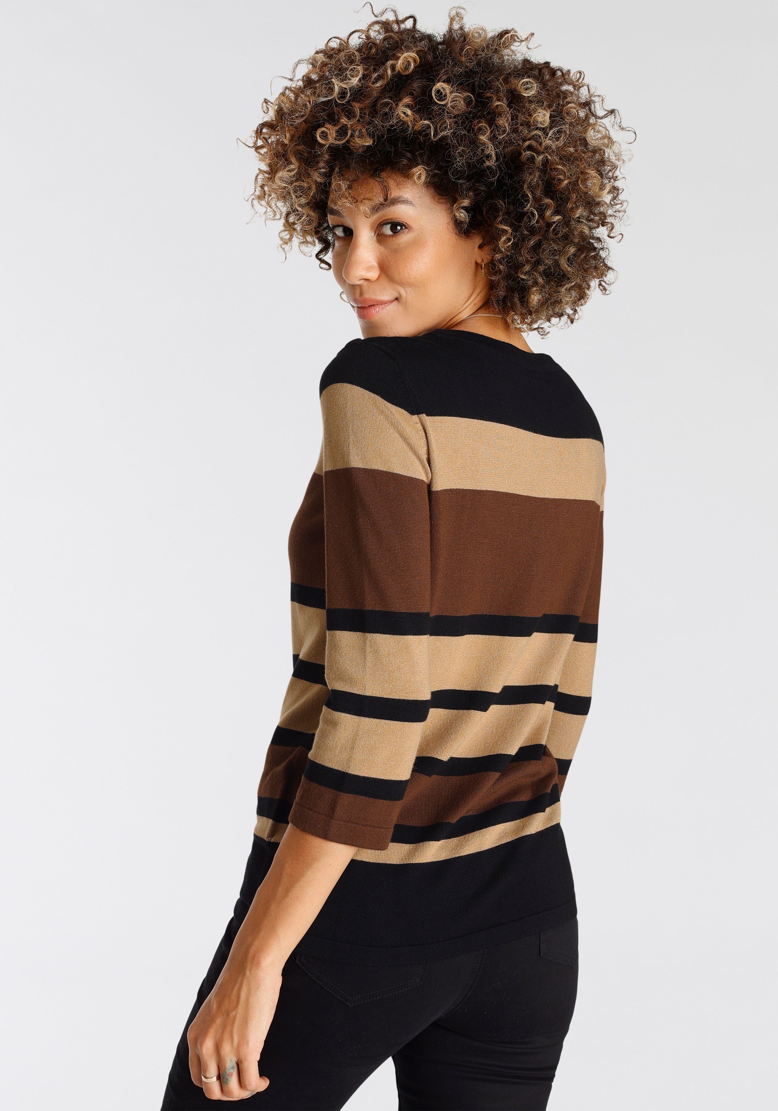 Boysen's 3/4 Arm-Pullover im modischen Streifen-Design mit Zierknopfleiste