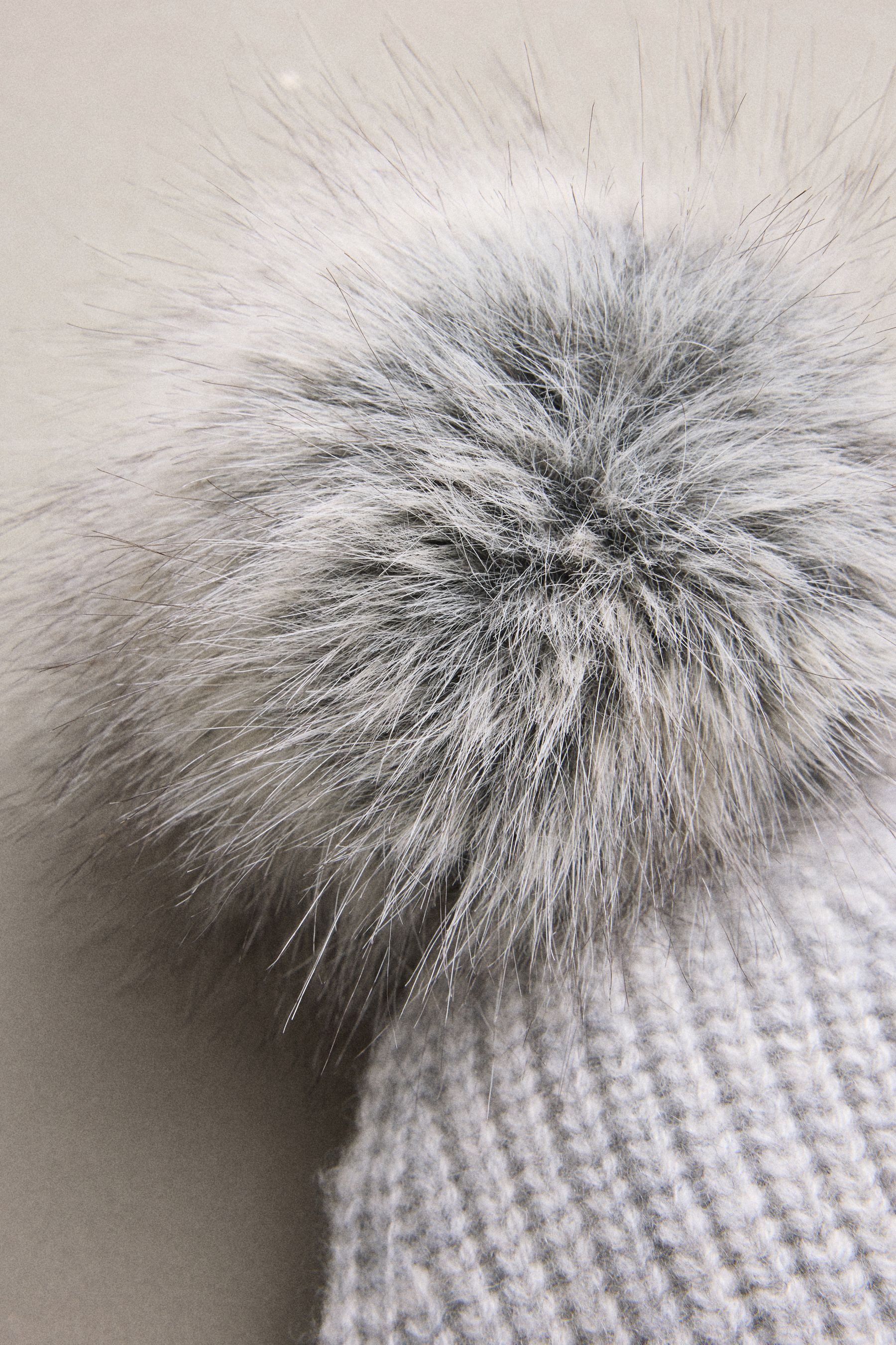 Next Strickmütze N. Premium Pudelmütze aus Kaschmir (1-St)