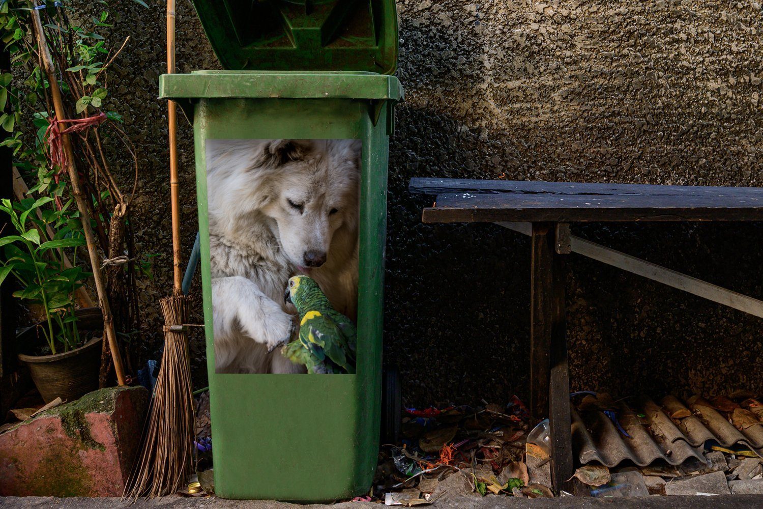 Mülltonne, - Sticker, Papagei Tiere Hund (1 - Abfalbehälter Mülleimer-aufkleber, St), Container, MuchoWow Wandsticker