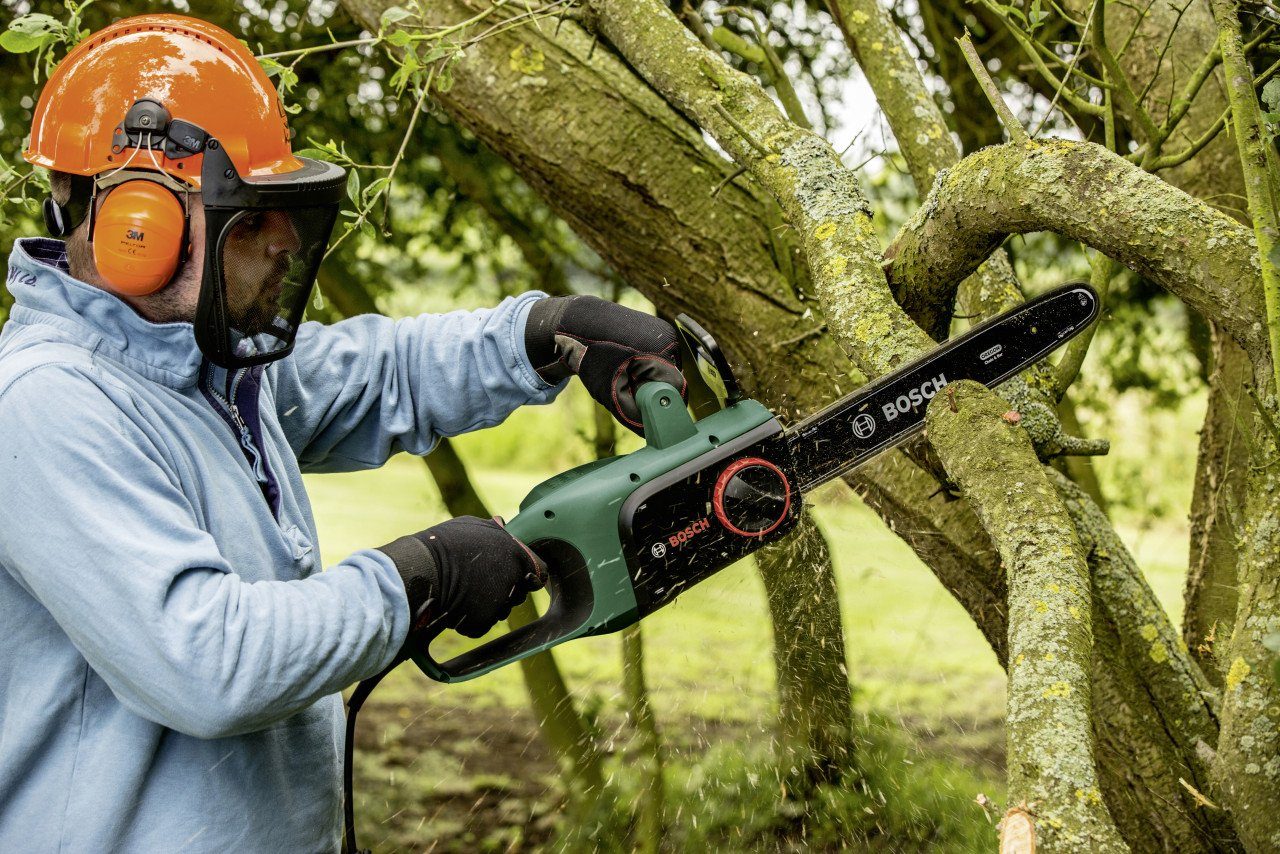 BOSCH Benzin-Kettensäge Bosch Kettensäge UniversalChain 35 günstig online kaufen