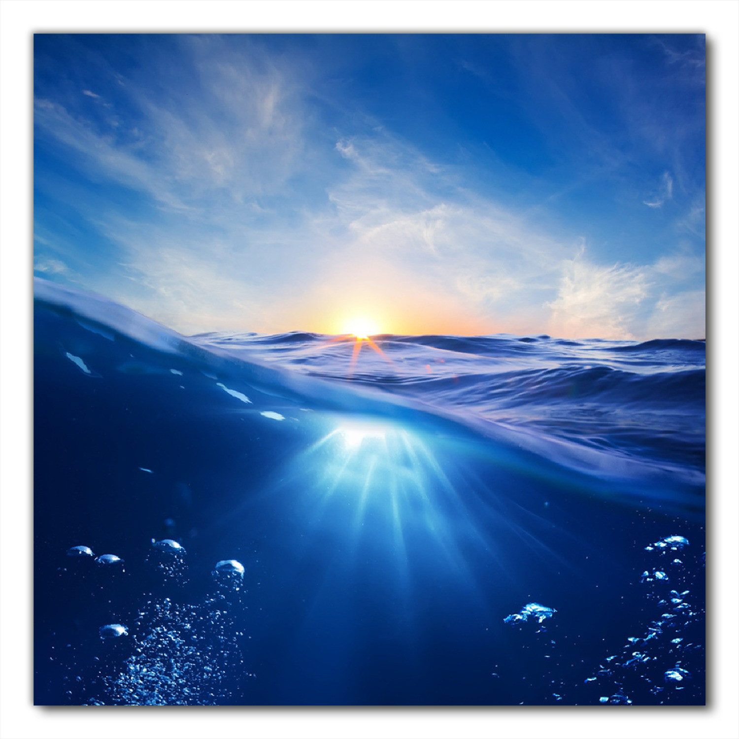 Wallario Möbelfolie Wellen im Meer bei Sonnenuntergang