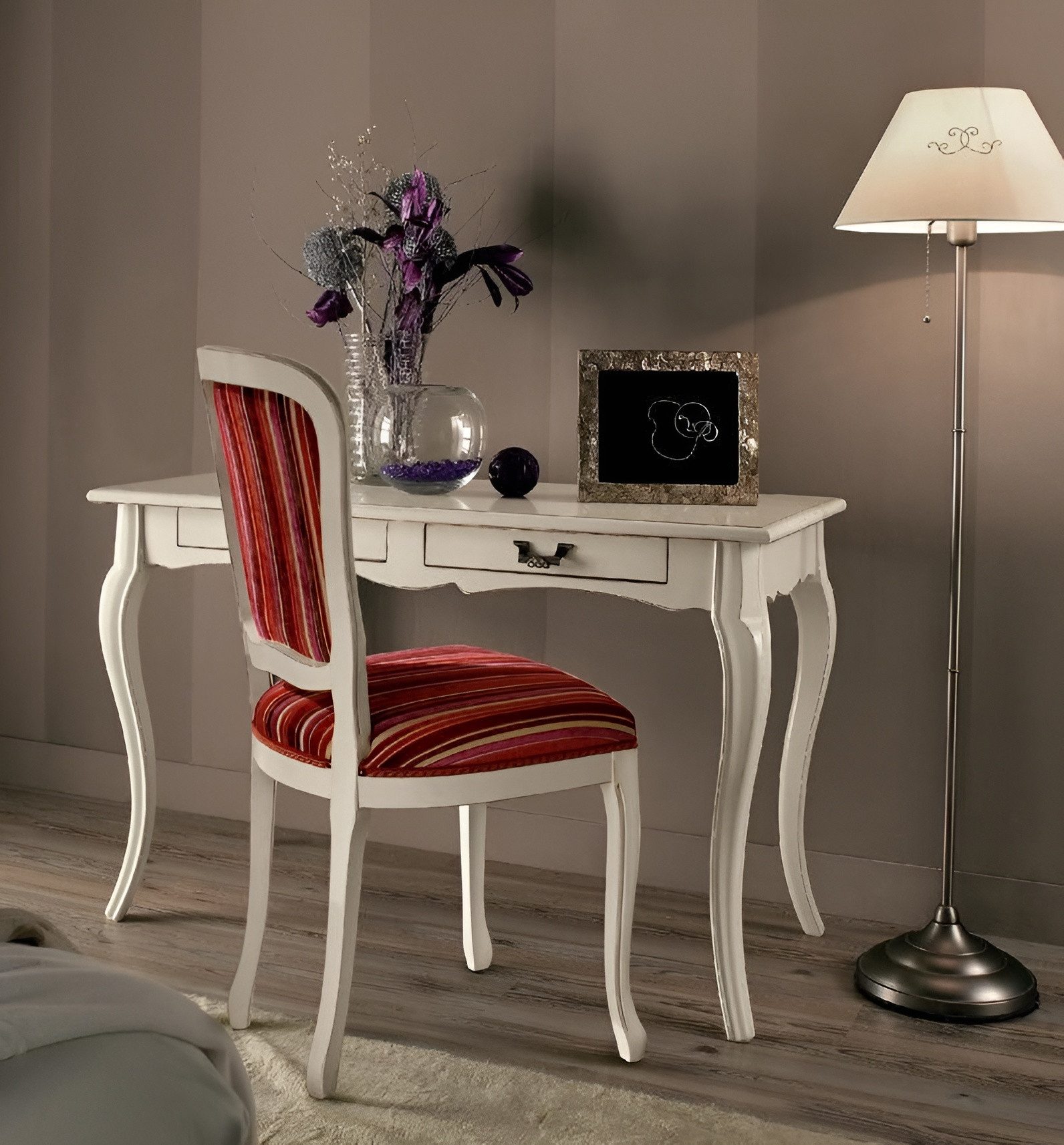 Xlmoebel Schreibtisch Eleganter Sekretär im antiken Holzdesign mit Stauraum (1-St., Schreibtisch), Hergestellt in Europa