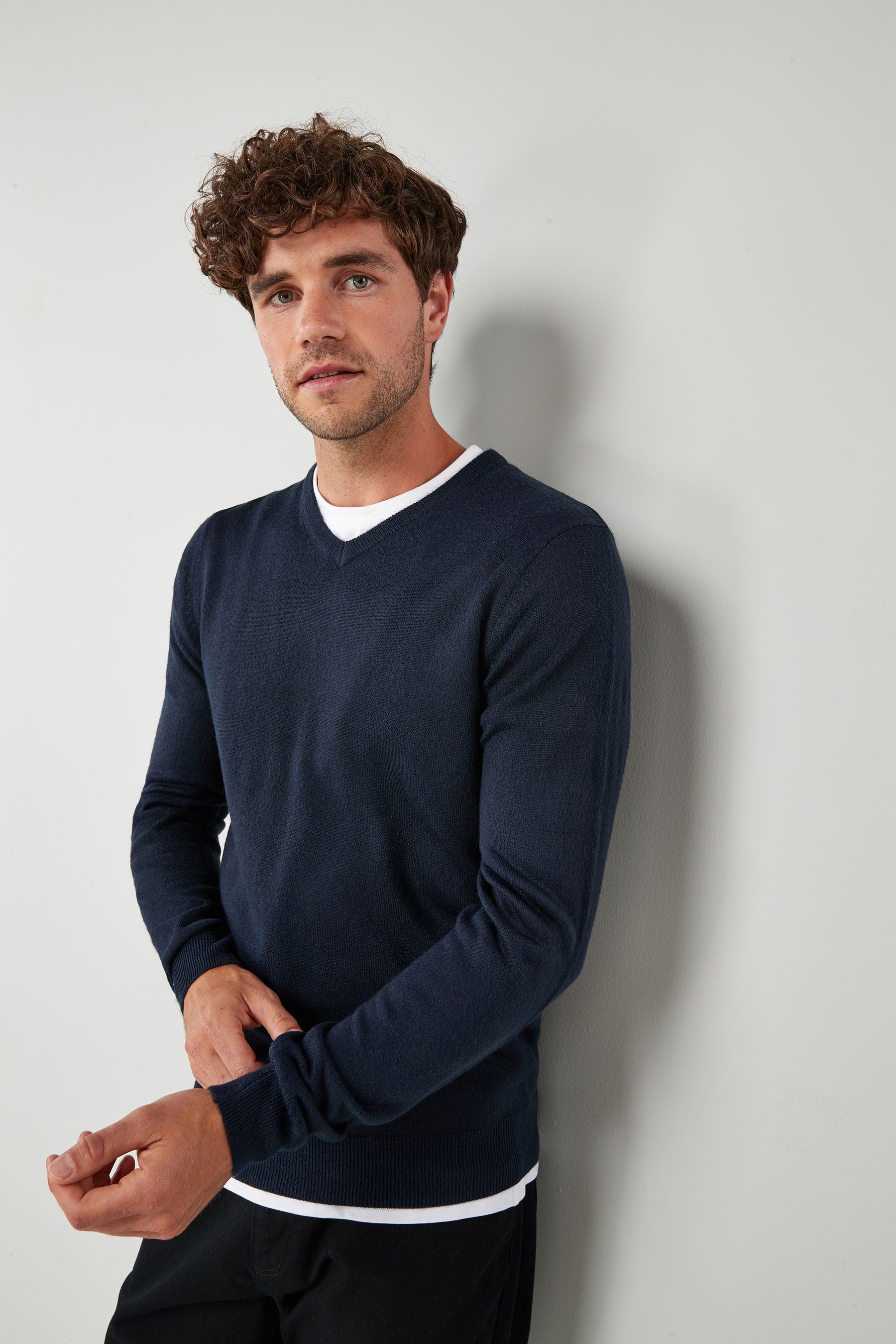 V-Ausschnitt-Pullover Pullover mit weichem Griff – V-Ausschnitt