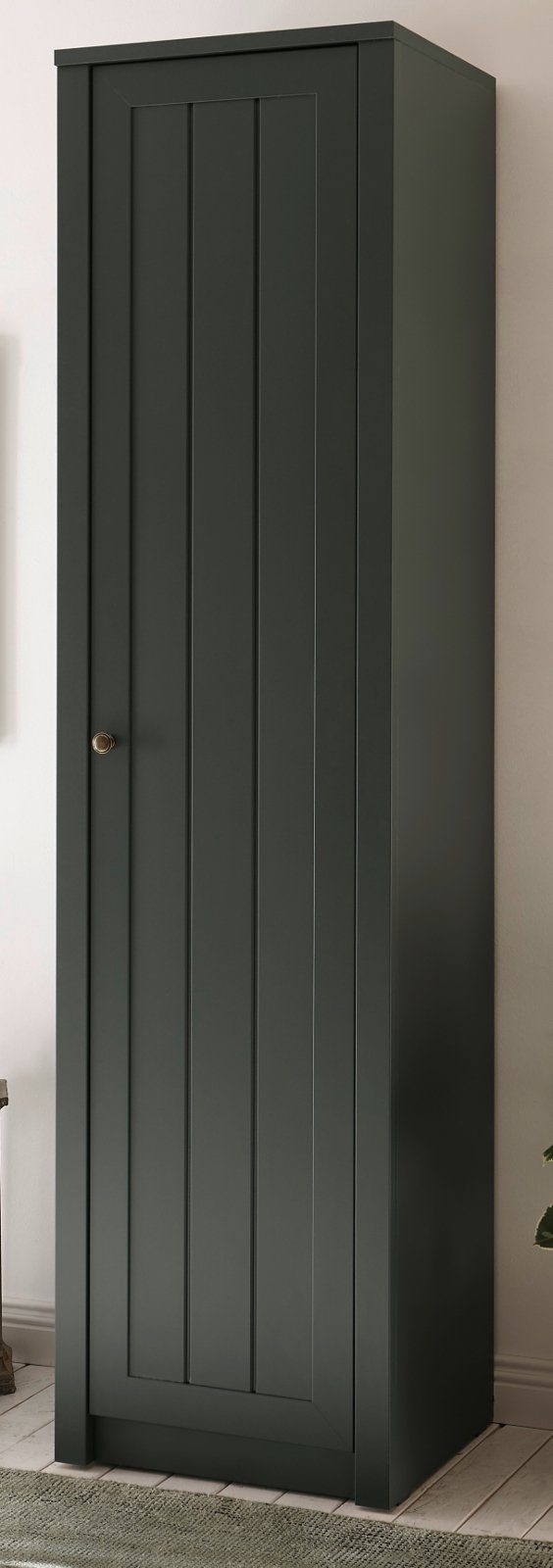 Furn.Design Stauraumschrank Forres (Mehrzweckschrank in Landhaus grün, 50 x 197 cm) mit viel Stauraum