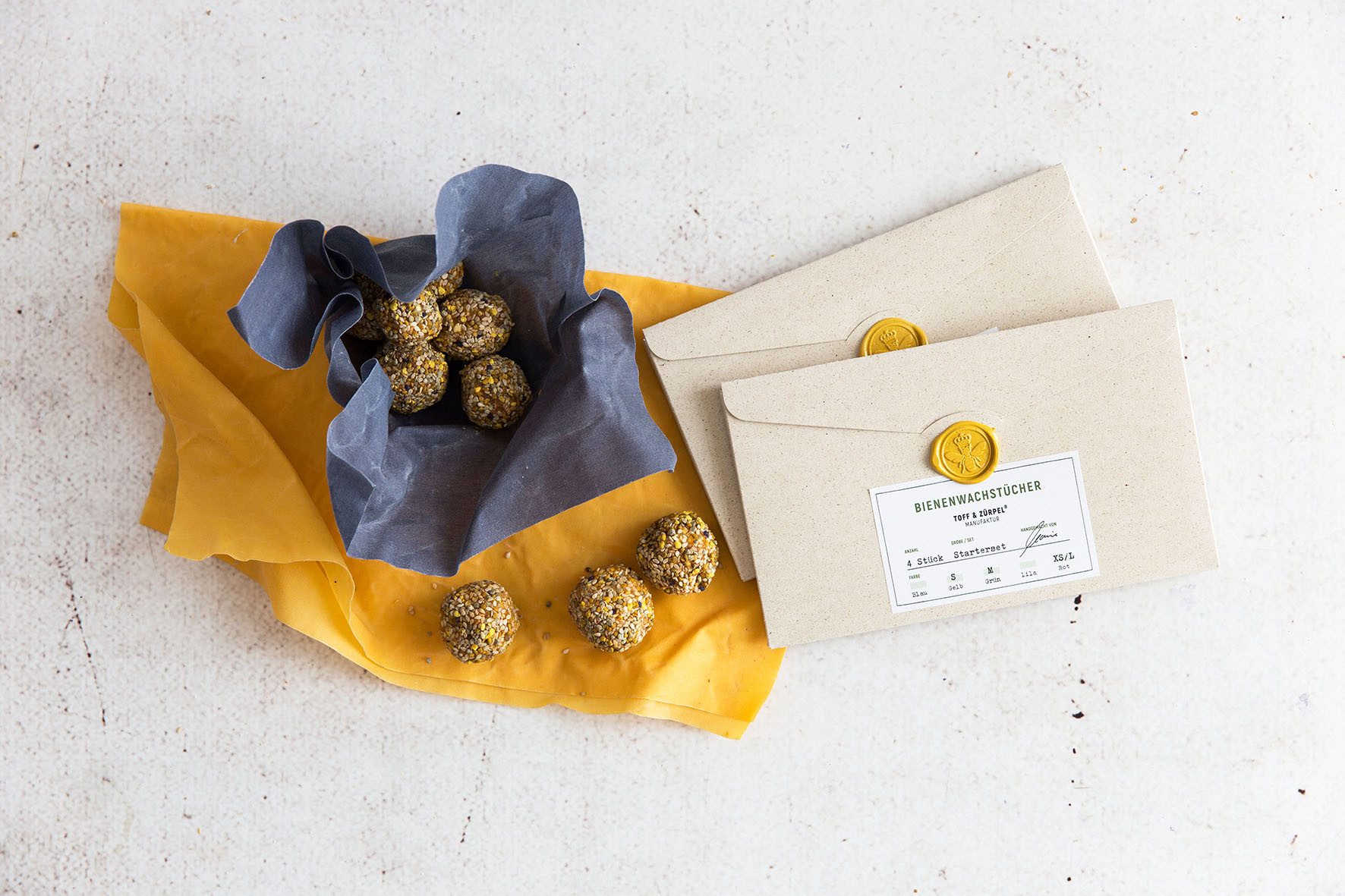TOFF & ZÜRPEL Manufaktur Bienenwachstücher Medium und Groß - Blau und Gelb, M (28×24 cm) & L (42×36 cm)