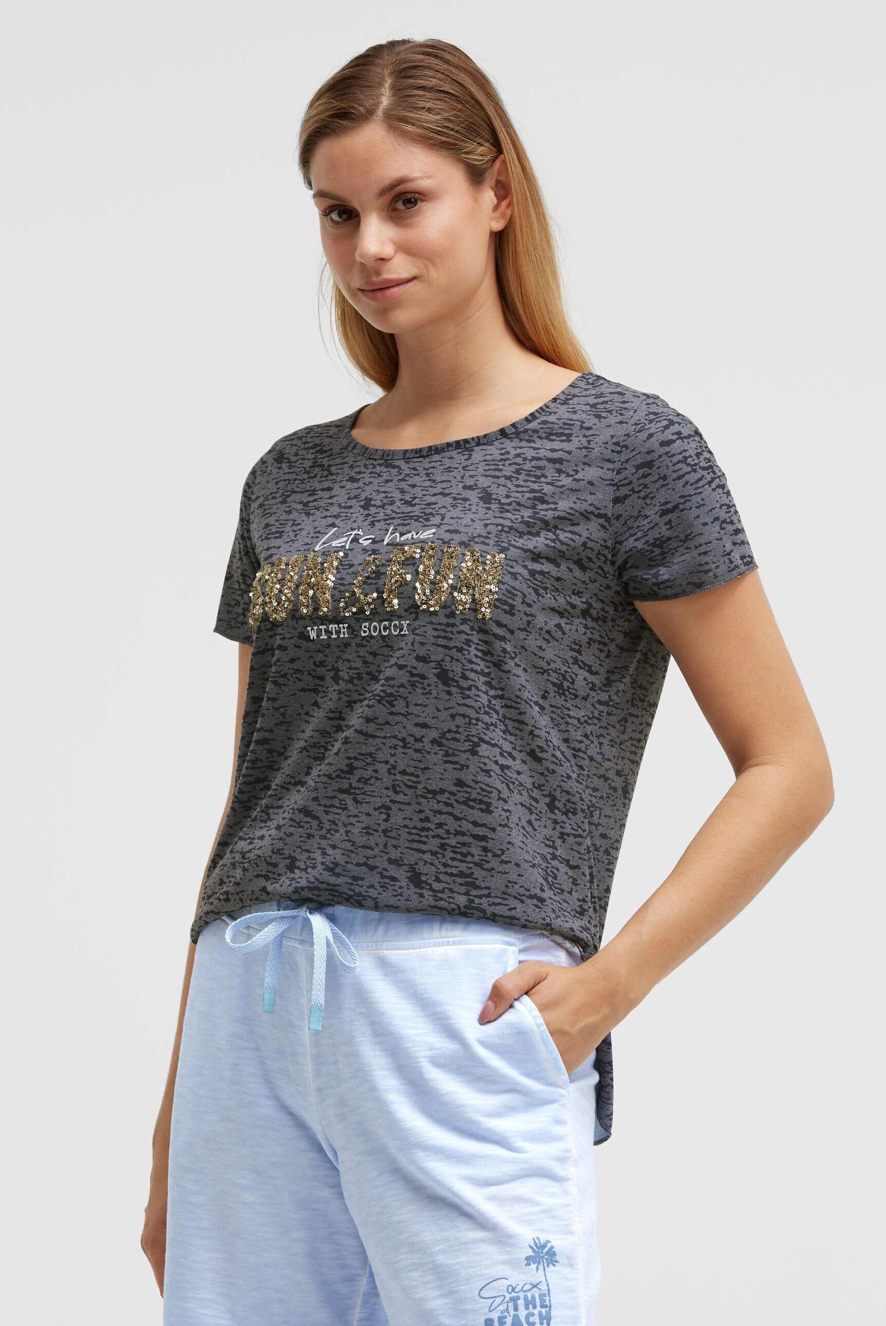 SOCCX Rundhalsshirt mit Ausbrenner-Effekten