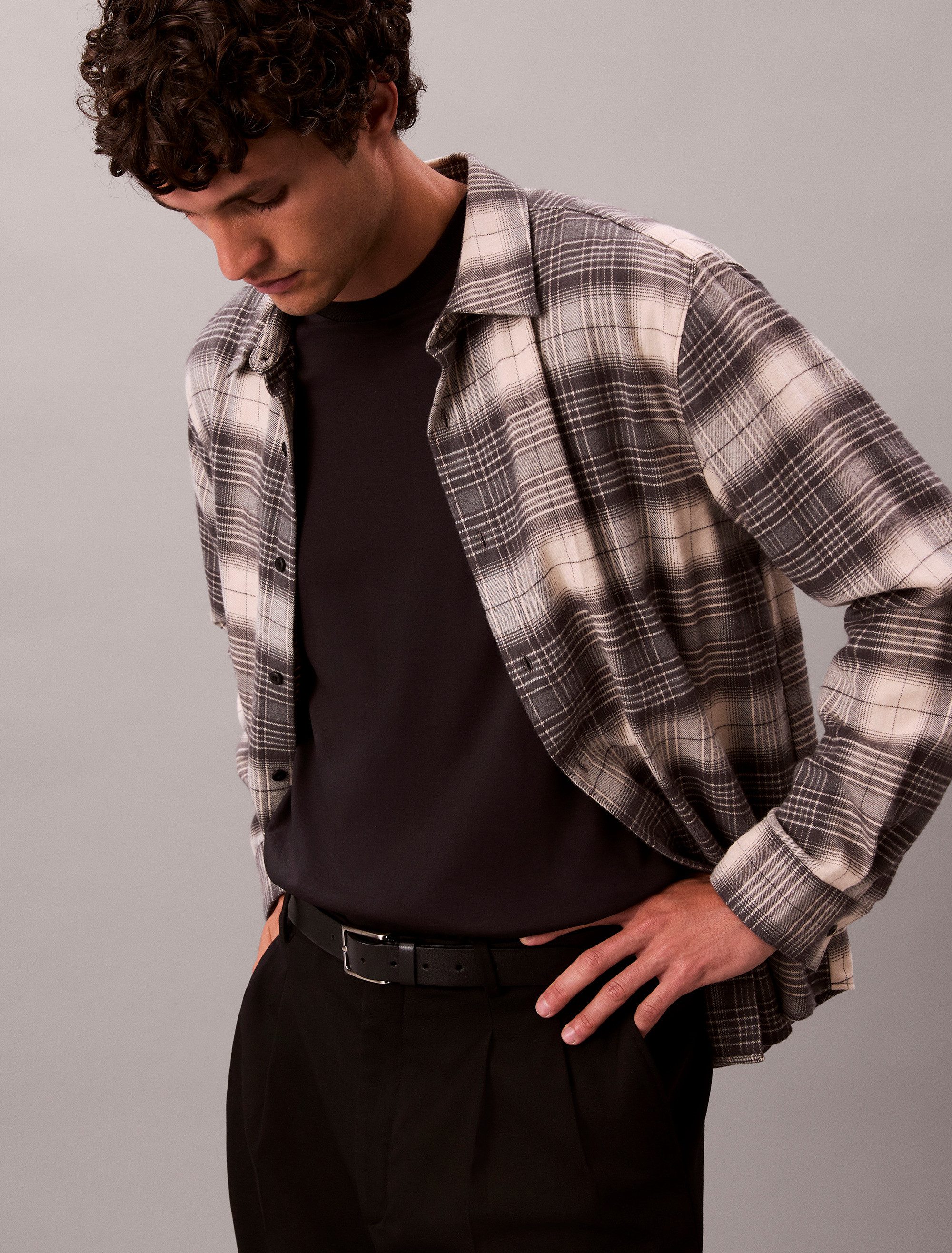 Calvin Klein Jeans Langarmhemd LS BRUSHED PLAID EASY SHIRT Mit Rundhalsausschnitt, regular fit
