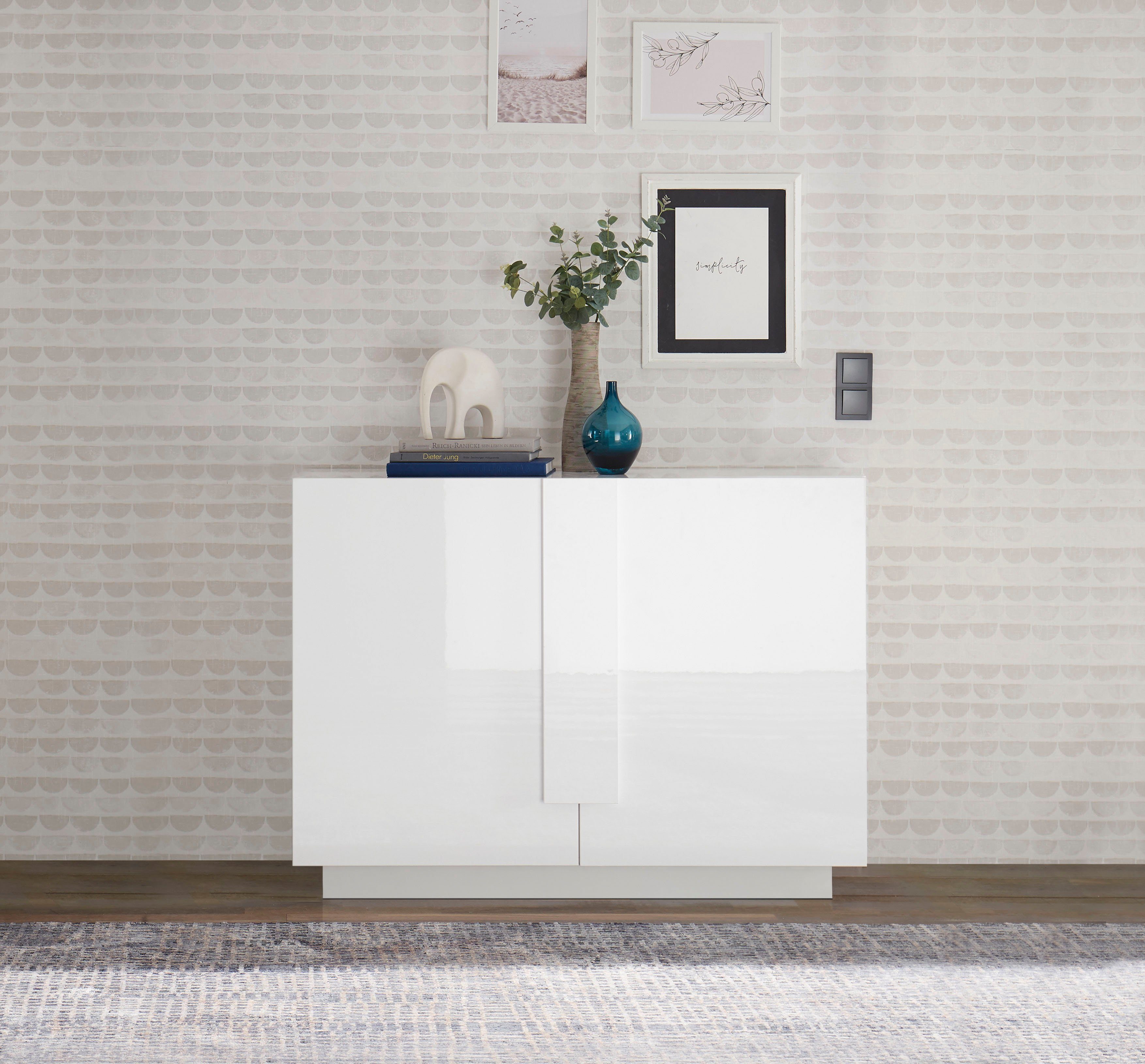 Home affaire Sideboard Jupiter, Breite 121 cm, Kommode 2 Türen - Soft Closing, Anrichte, moderne Griffblende, FSC®, cleveres Stauraumkonzept