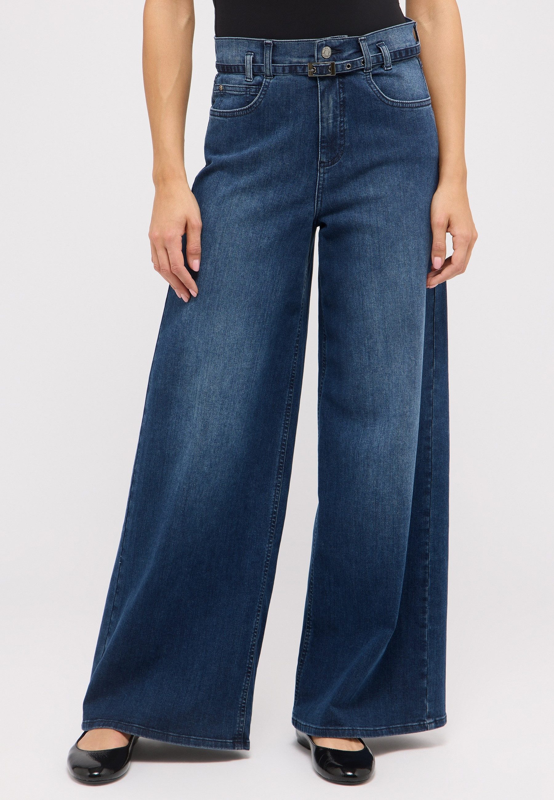 ANGELS Relax-fit-Jeans LIVA BELT mit sehr weitem Bein und Gürtel
