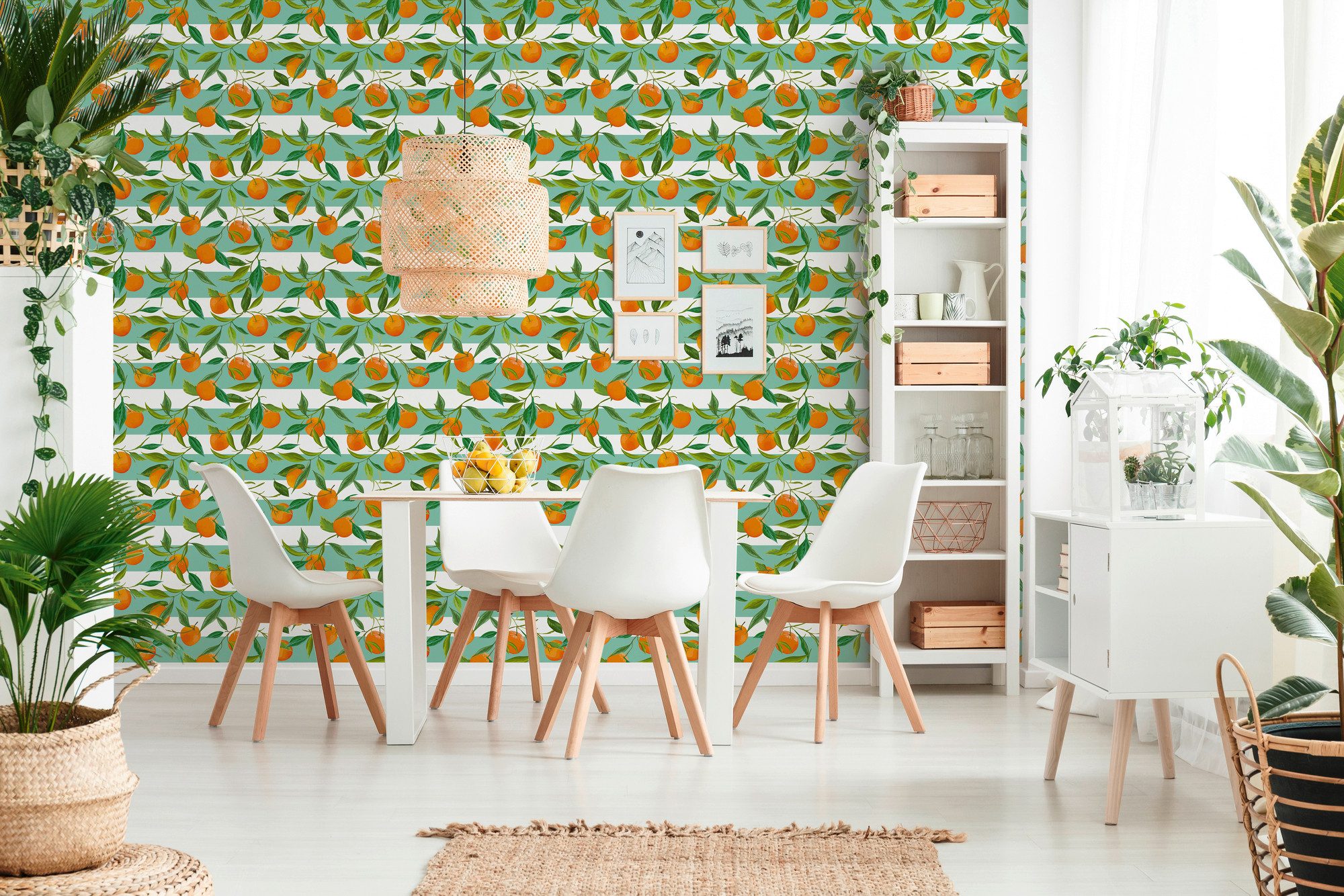 living walls Vliestapete LIMITED – Orangen und Blätter, leicht strukturiert, naturalistisch, mehrfarbig, botanisch, (1 St), Frische Orangen an grünen Zweigen im mediterranen Look