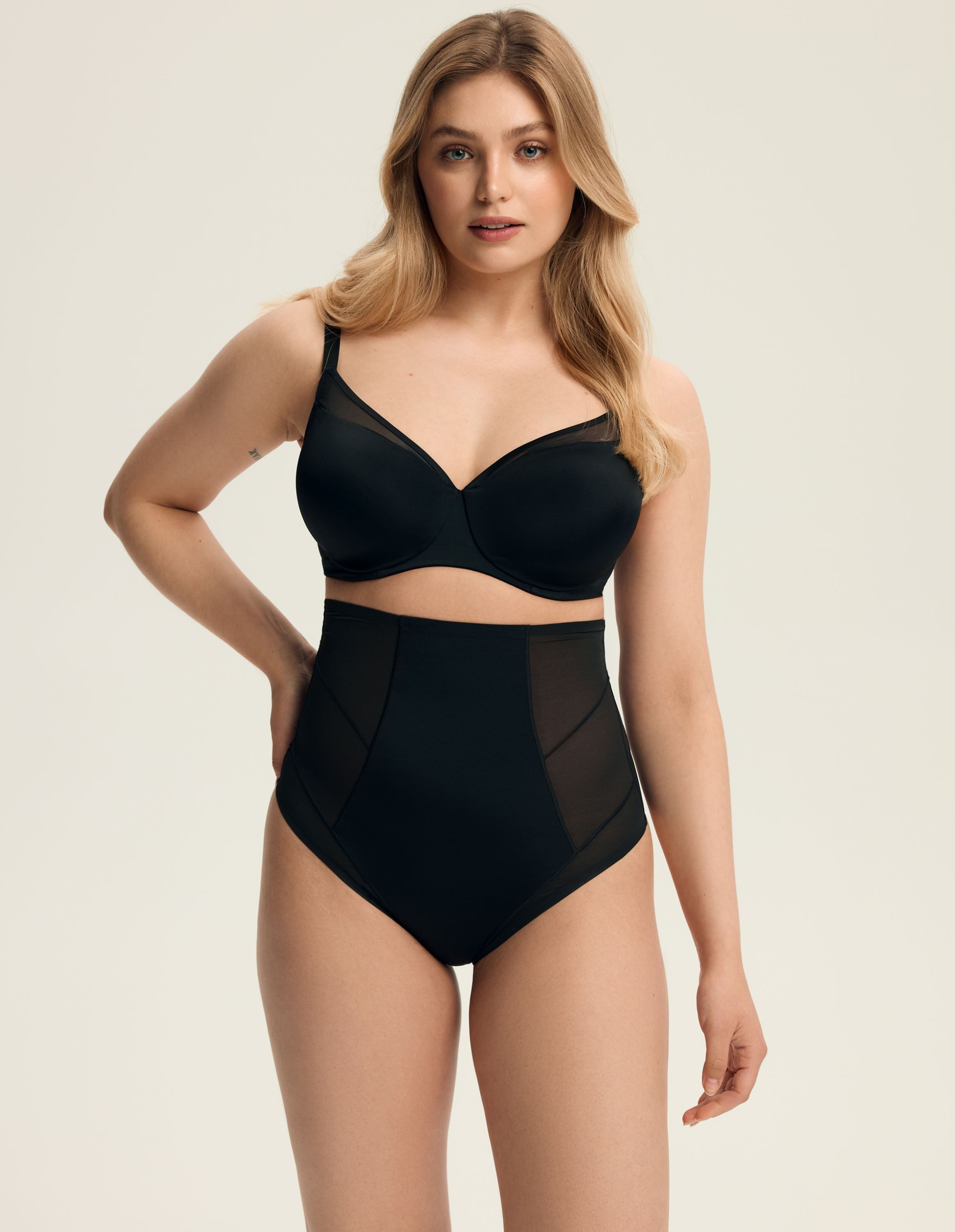 ESOTIQ Minimizer-BH Minimizer-BH Sculpt, glatte Cups, Mesh-Einsätze