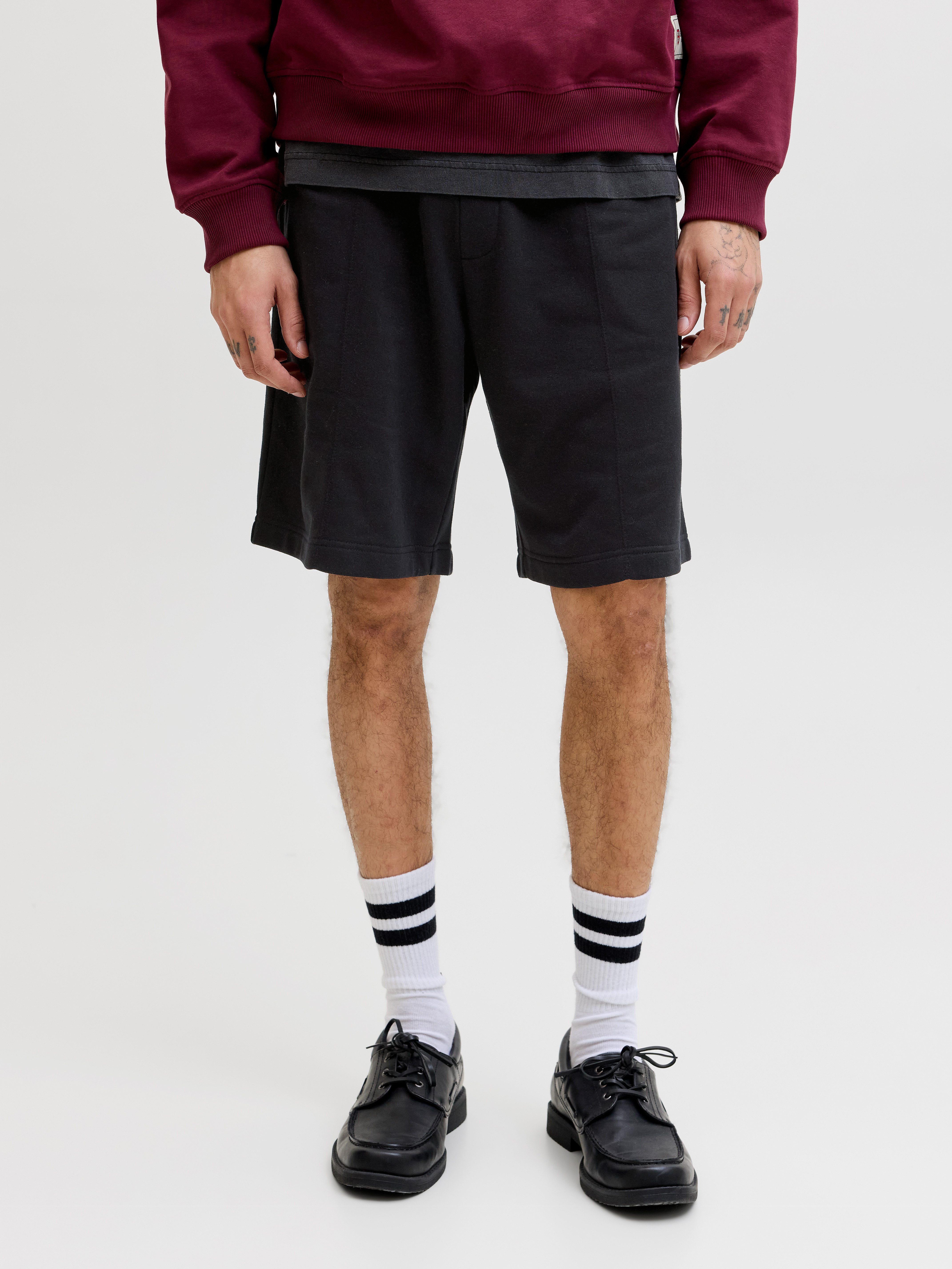 Sweatshorts JPSTKARL BRADLEY PINTUCK SHORT STYD SS26