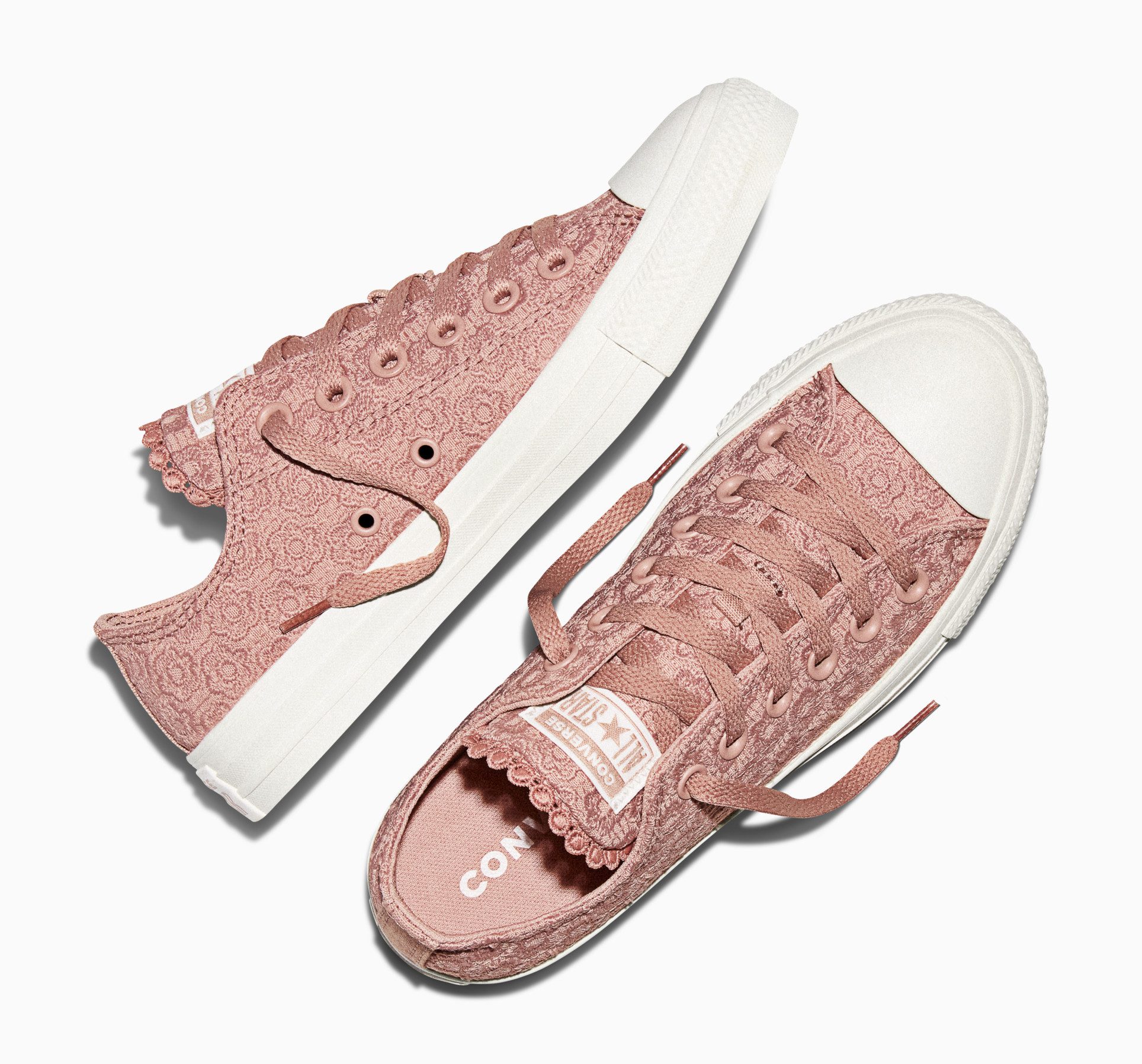 Converse CONVERSE CHUCK TAYLOR ALL STAR CROCHET FLORALS Sneaker für sportlichen Look im Alltag, leicht profiliertes Laufsohlenprofil – Bild 4 von 5