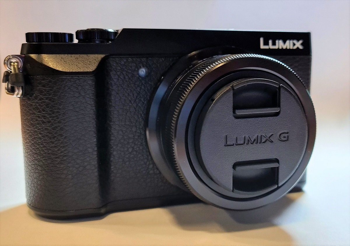 Panasonic Panasonic Lumix GX80+3,5-5,6/12-32 mm schwarz Set inklusive Tasche Kompaktkamera