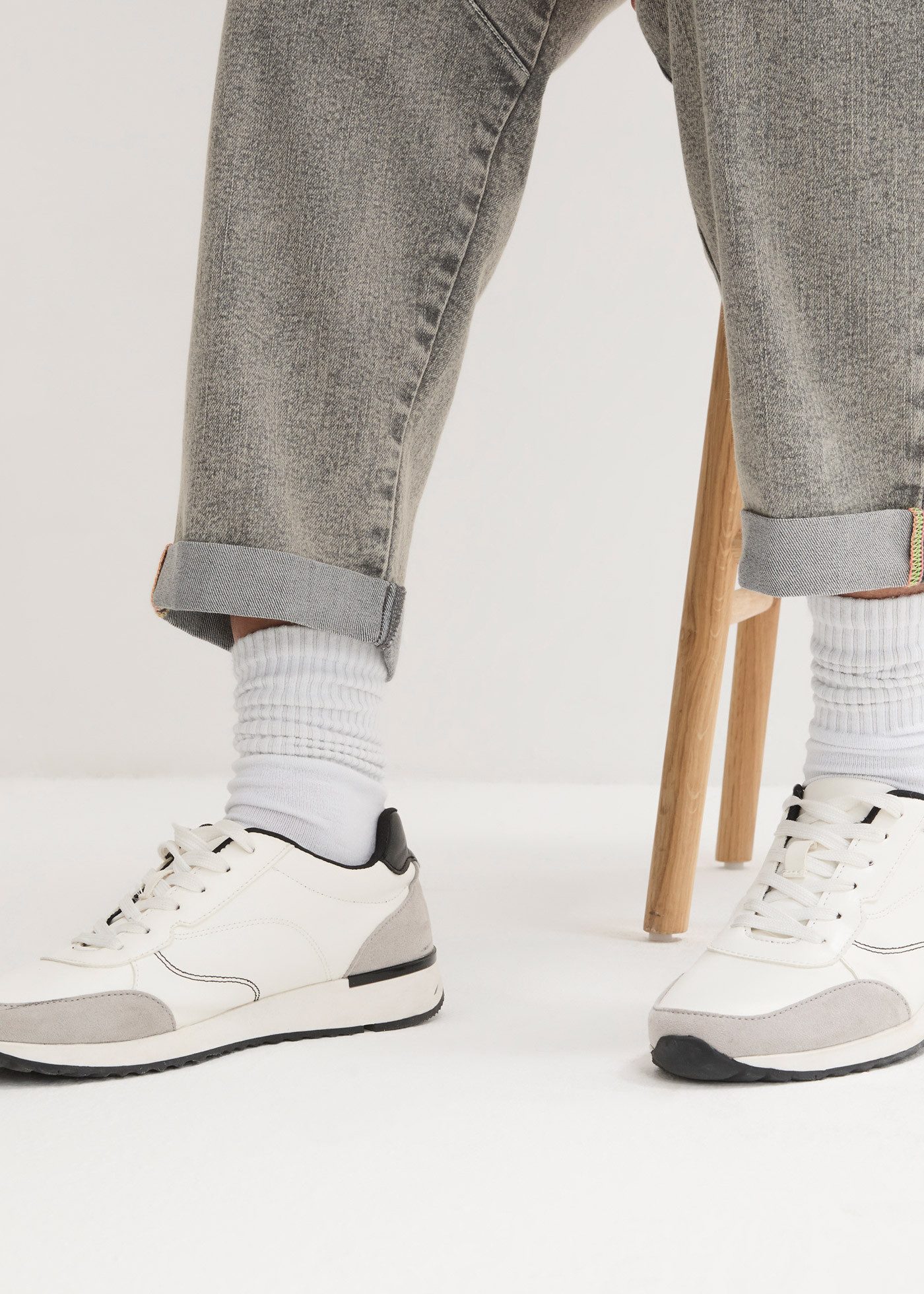 bonprix Boyfriend-Jeans weites Bein, Loose Fit, mit bequemem Gummi am hinteren Bund