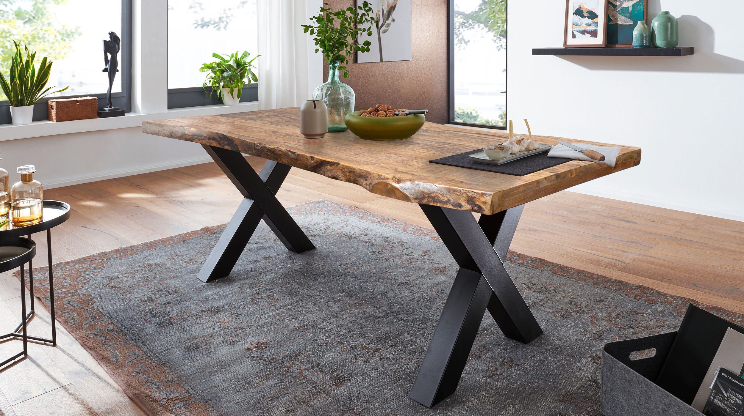 Massivart® Baumkantentisch TOMASO / Massivholz Mango günstig online kaufen