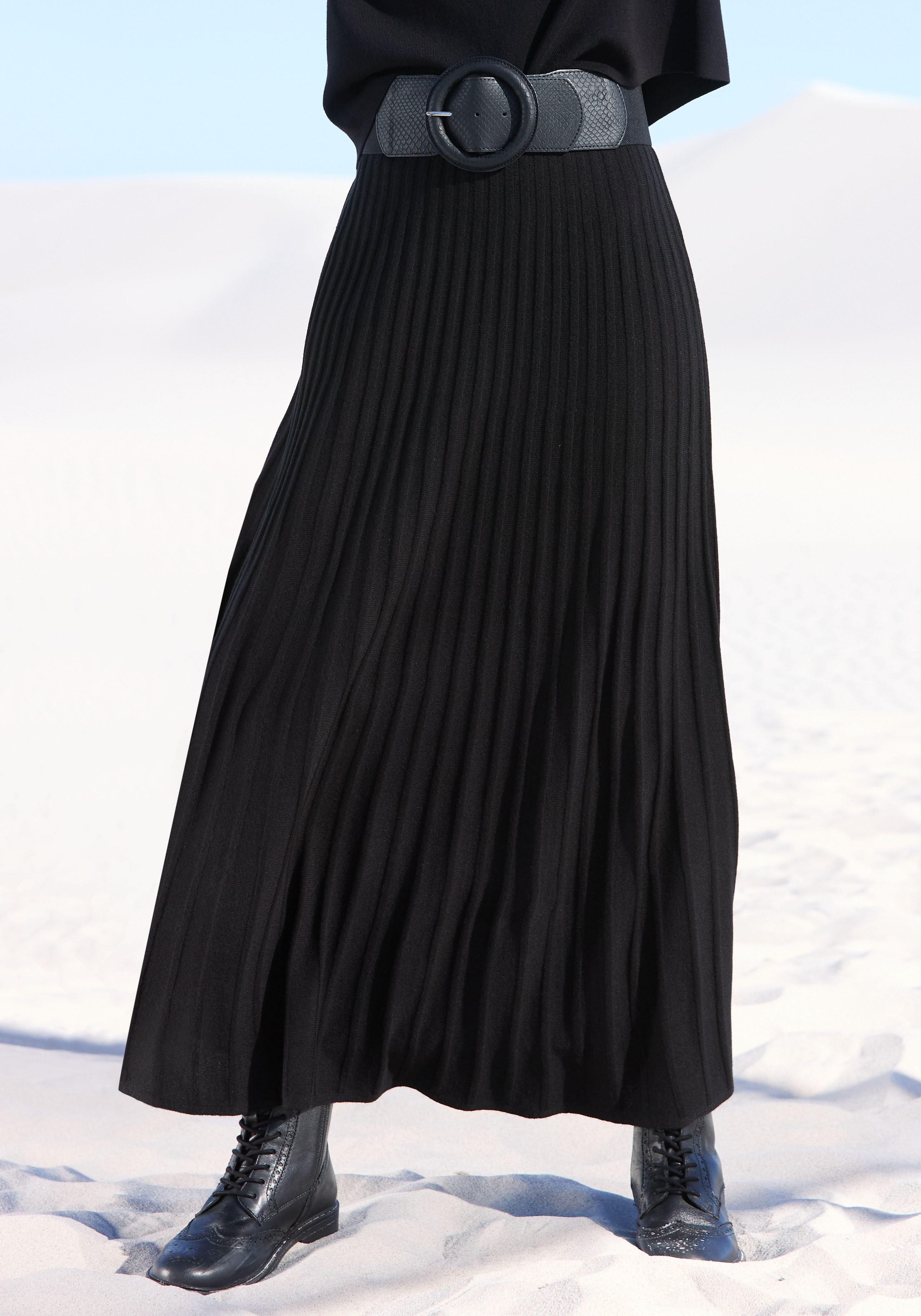 LASCANA Strickrock in Plisseeoptik, eleganter Maxirock aus Strukturstrick