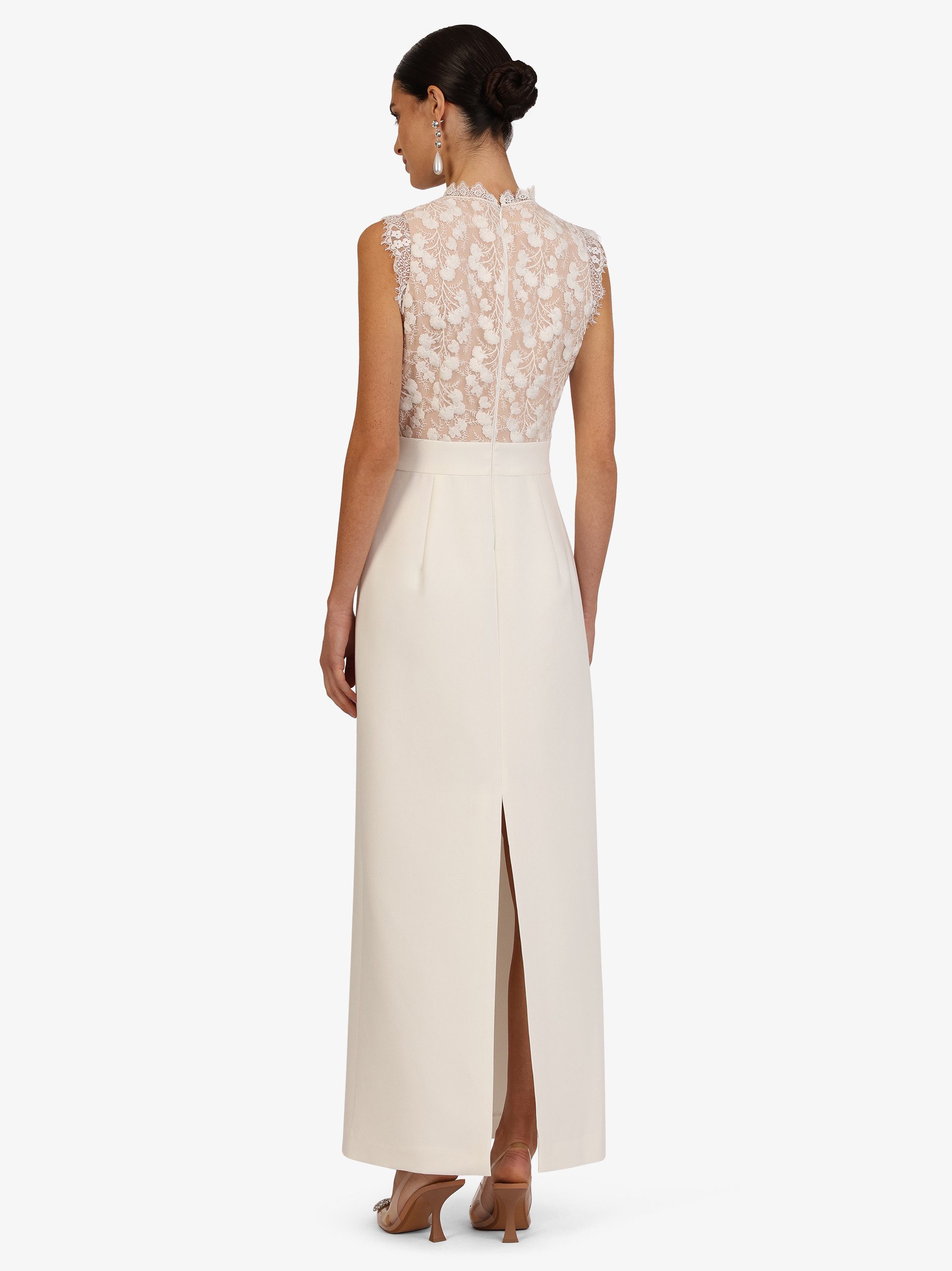 Kraimod Abendkleid mit floraler Spitzenstickerei