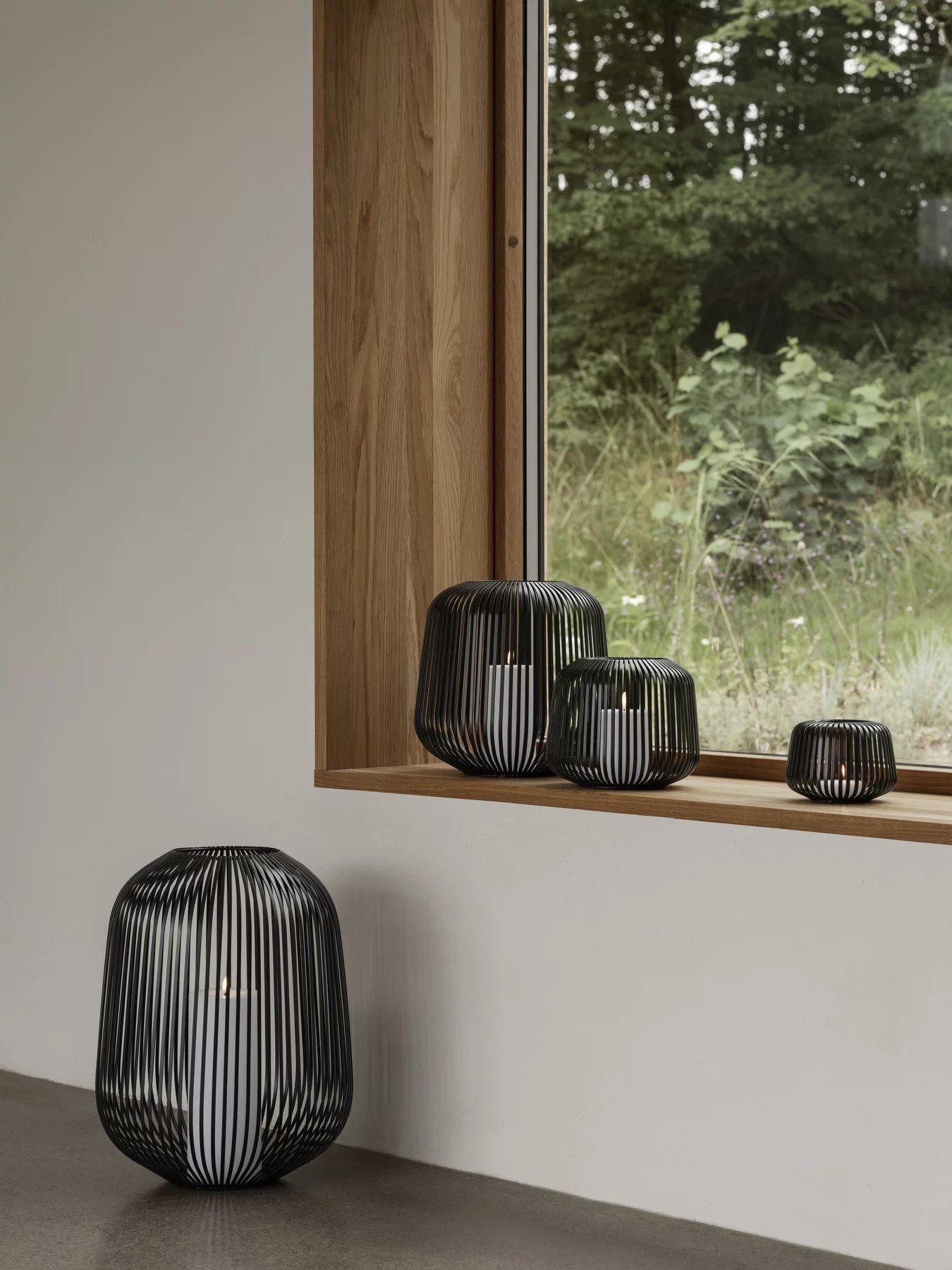 blomus Windlicht -LITO- Laterne, Windlicht, Kerzenhalter: Modernes Design (SIZE S), pulverbeschichtete Stahlstreben
