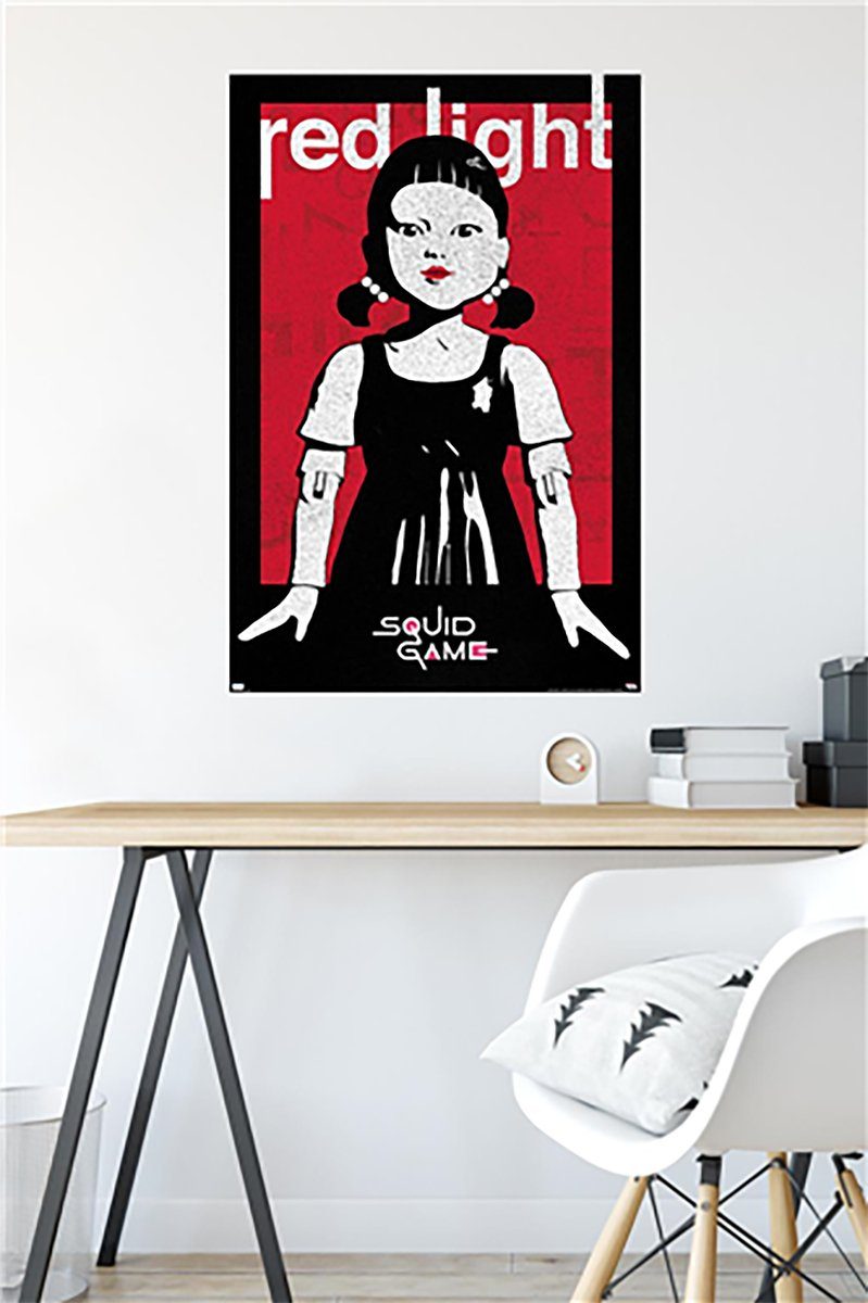 Trends International Poster Squid Game Poster Red Light Netflix 56,8 x 86,4 cm