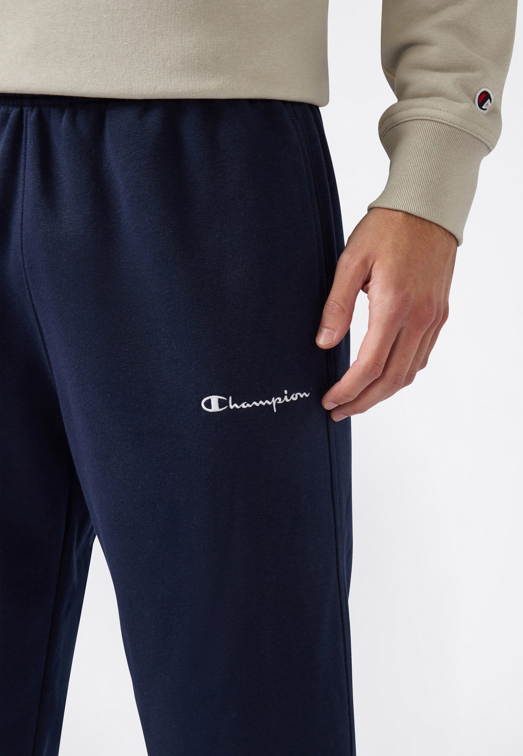 Champion Jogginghose ICONS Fleece Elastic Cuff Pants mit elastischen Bündchen, aus Baumwolle und Polyester