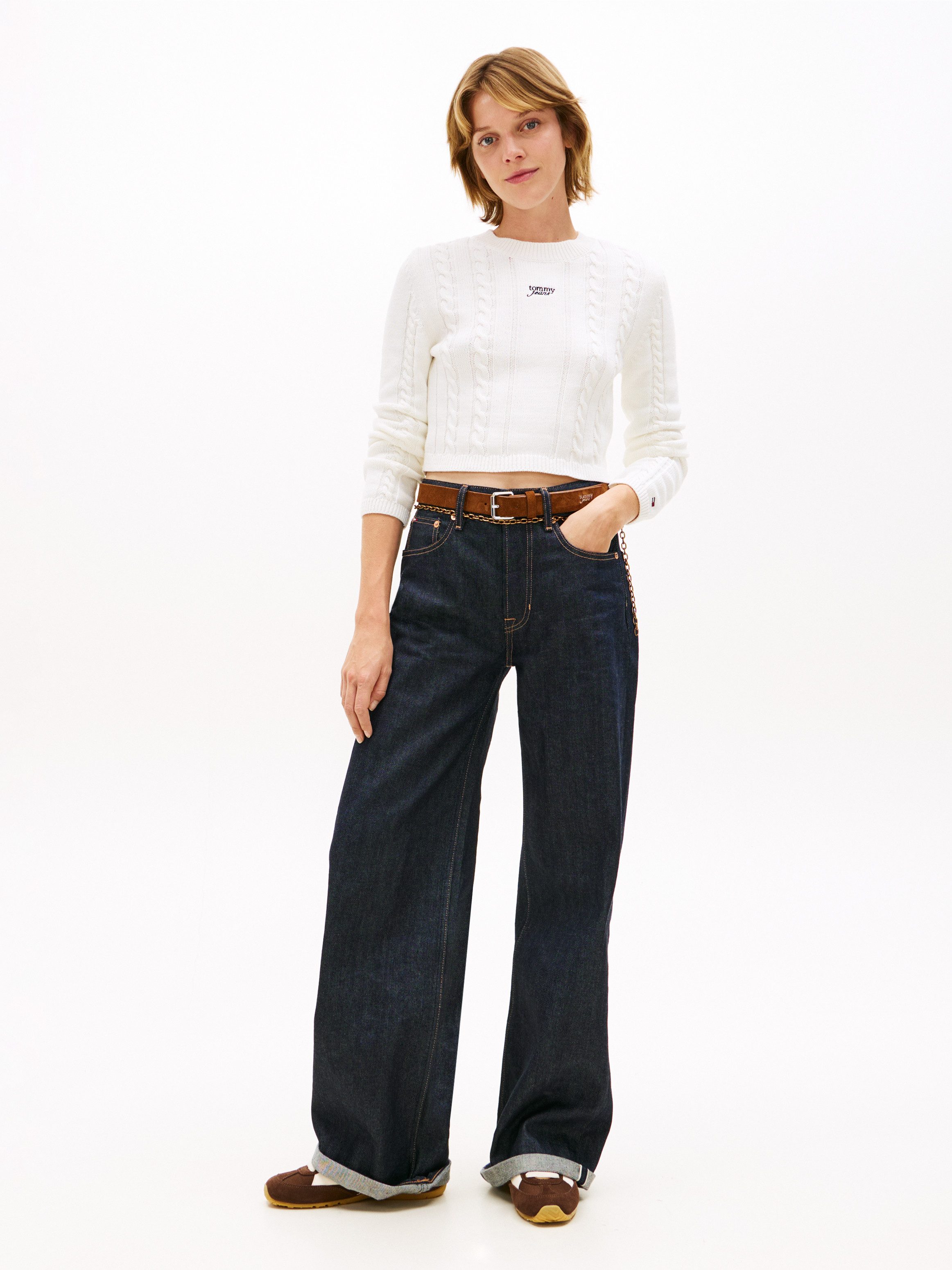 Tommy Jeans Strickpullover TJW CABLE SCRIPT SWEATER mit Zopfmuster