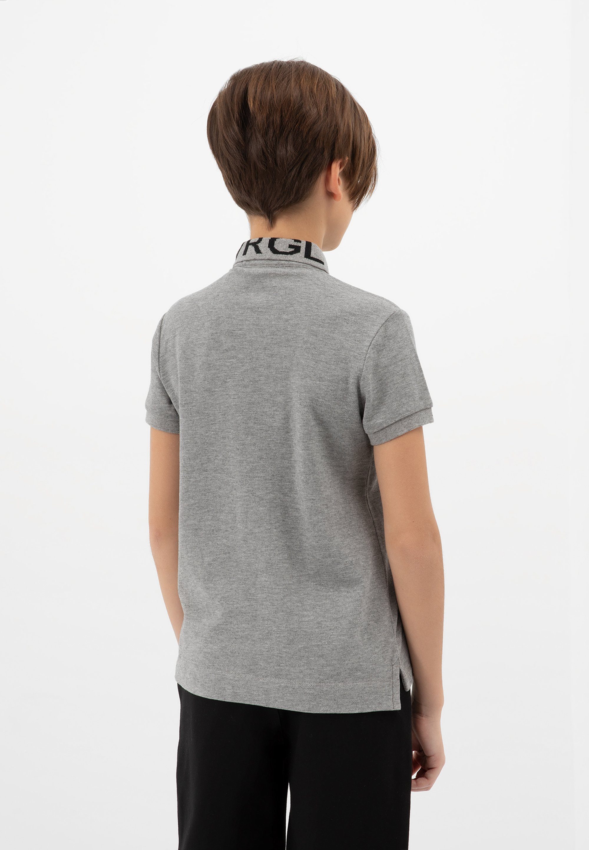 Gulliver Poloshirt mit kurzen Ärmeln, Ideal kombinierbar zu Stoffhosen,  Jeans oder Shorts