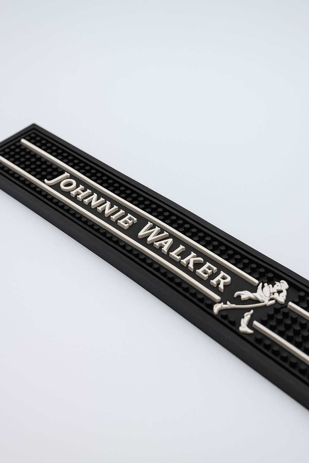 Johnnie Walker Gläser-Set Johnnie Walker Barmatte – 53 x 9 cm – Original Bar Mat für Home-