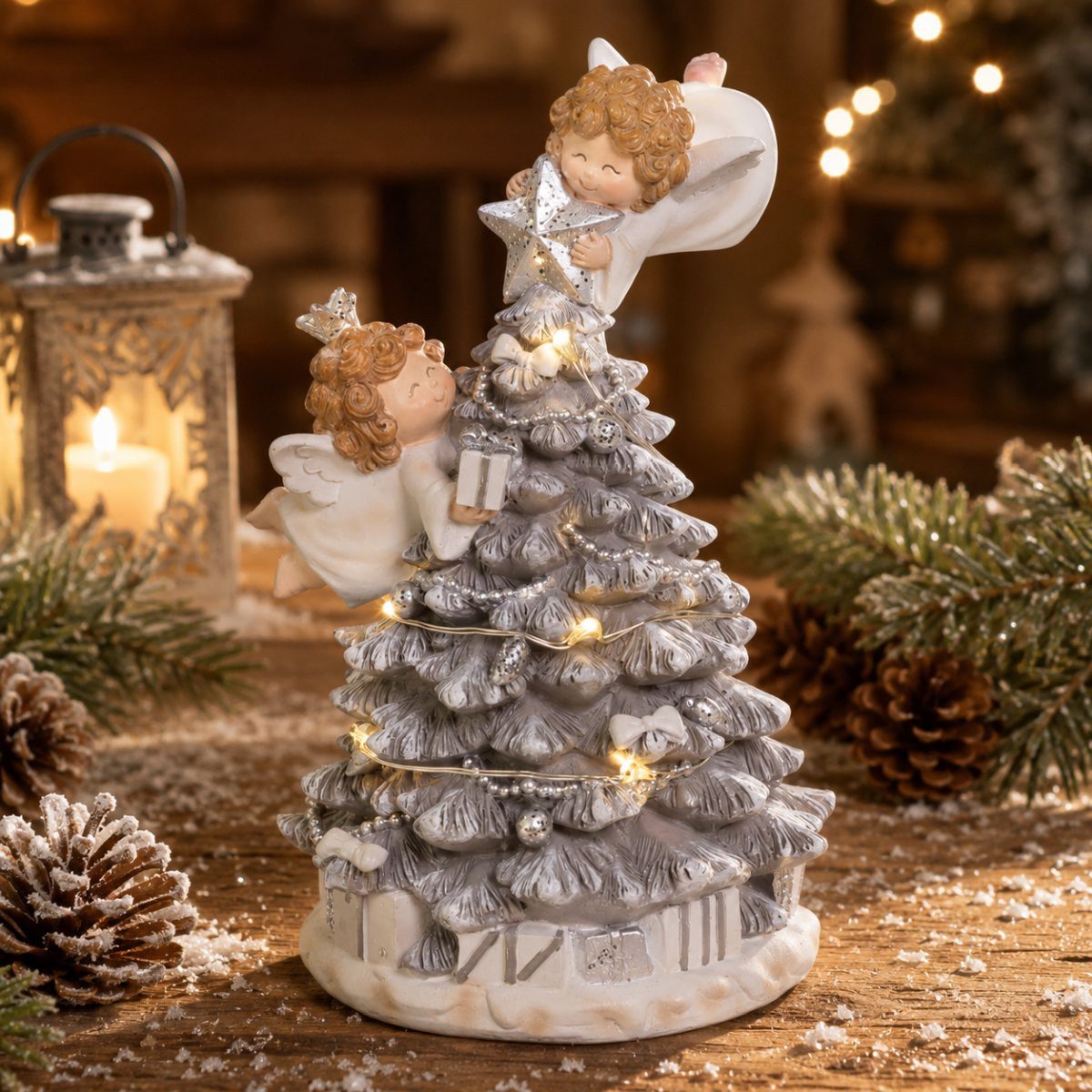 RIFFELMACHER & WEINBERGER Schneekugel Beleuchteter Weihnachtsbaum mit Engeln 18,5 cm - 7