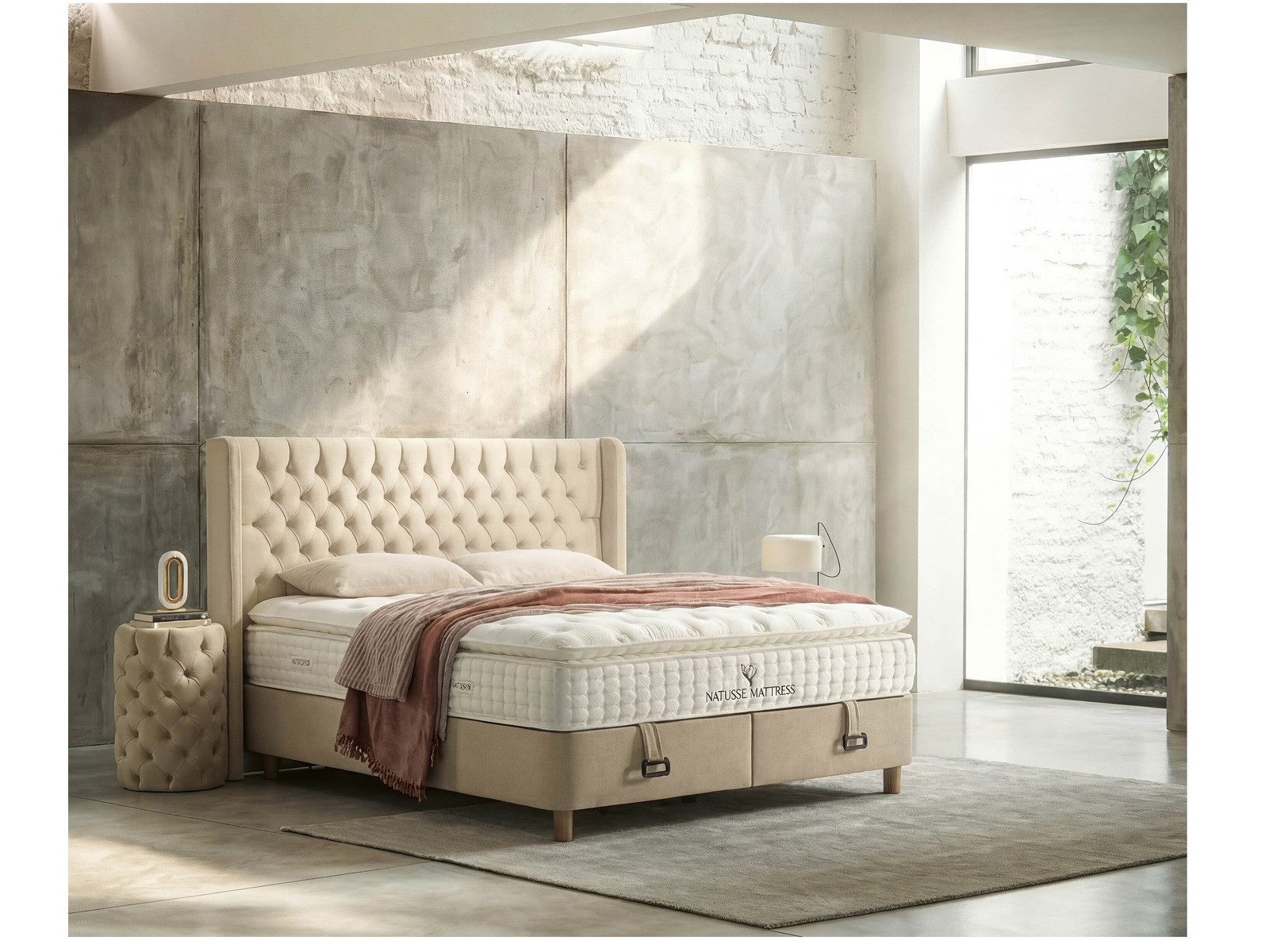 Villa Möbel Boxspringbett Daisy (Bett (ohne Matratze), Liegefläche 90x190), Bettkasten mit XXL Stauraum und Gasdruckfedern für einfache Handhabung