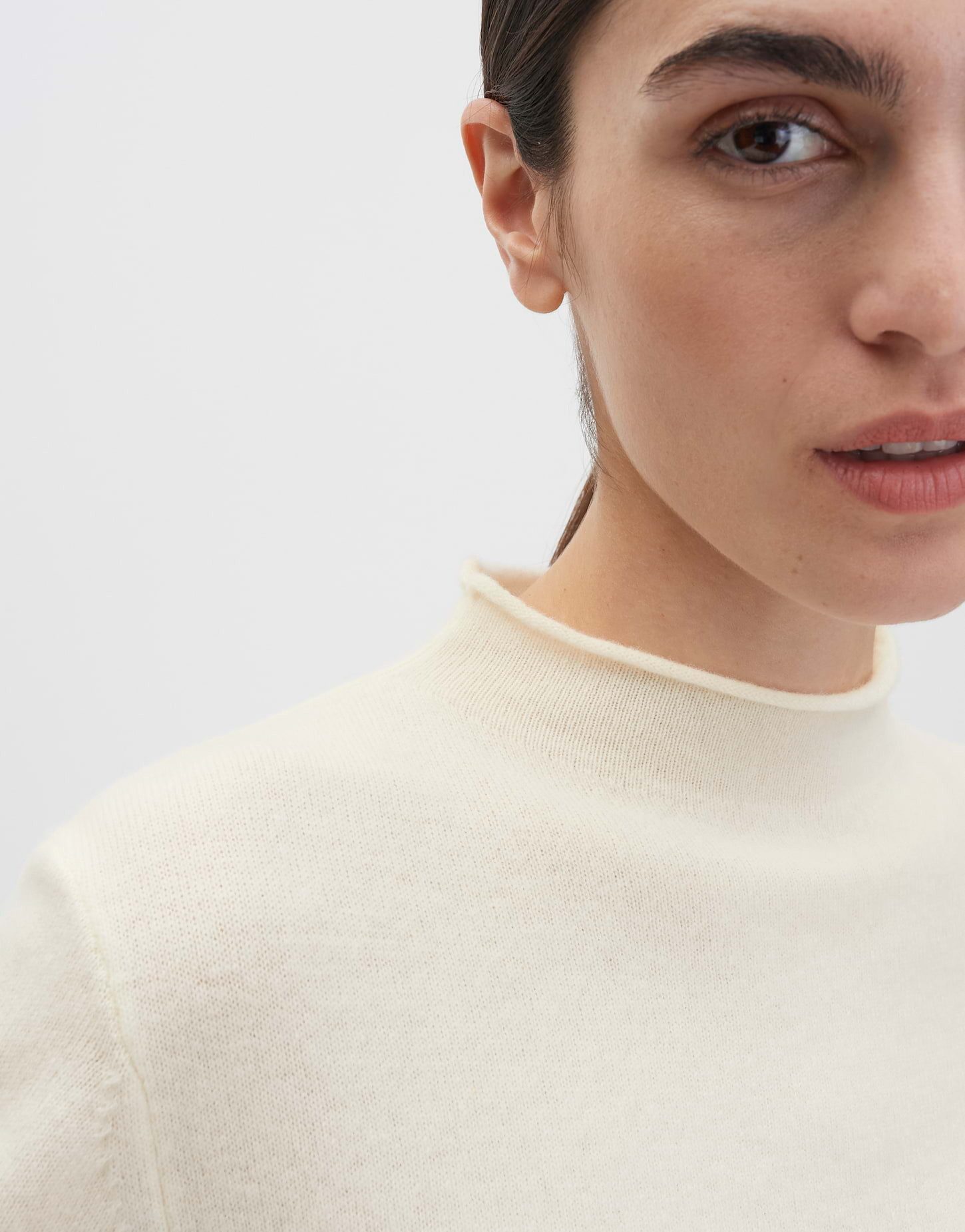 someday Kurzarmpullover TUMEA Regular aus reiner Wolle gerader Schnitt, lockere Passform, Rollsäume