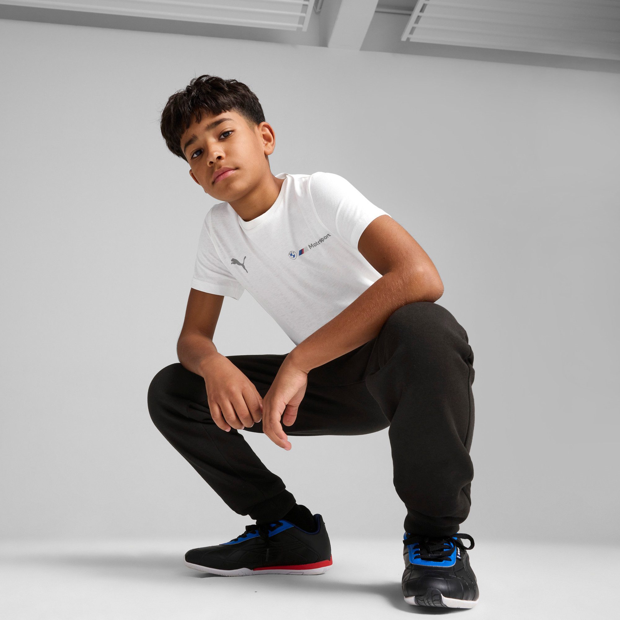 PUMA T-Shirt BMW MMS KIDS ESS LOGO TEE 2 Kurzarm, Rundhalsausschnitt, mit BMW M Motorsport Branding