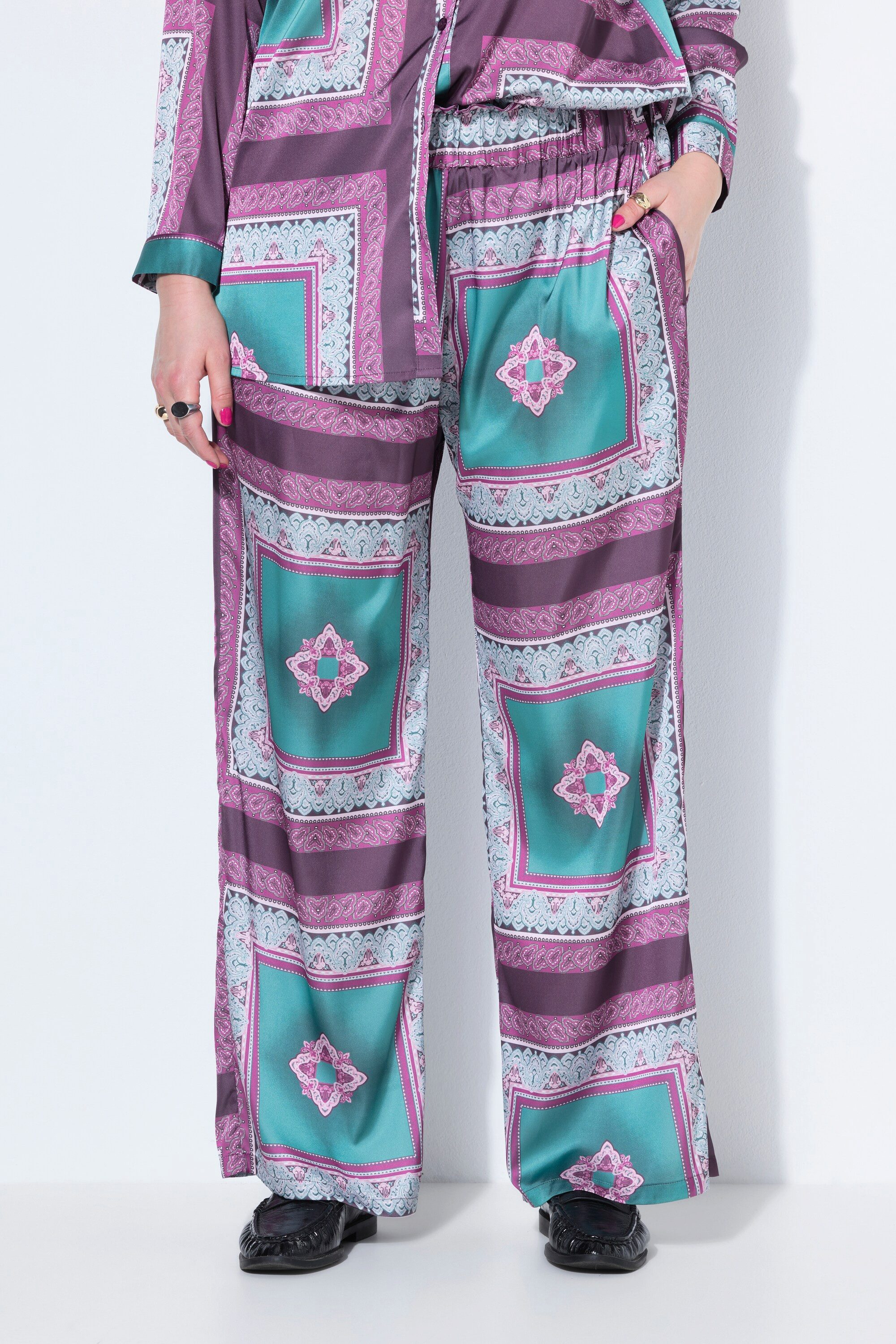 Schlupfhose Hose Wide Legs Satin Tuch-Print Elastikbund