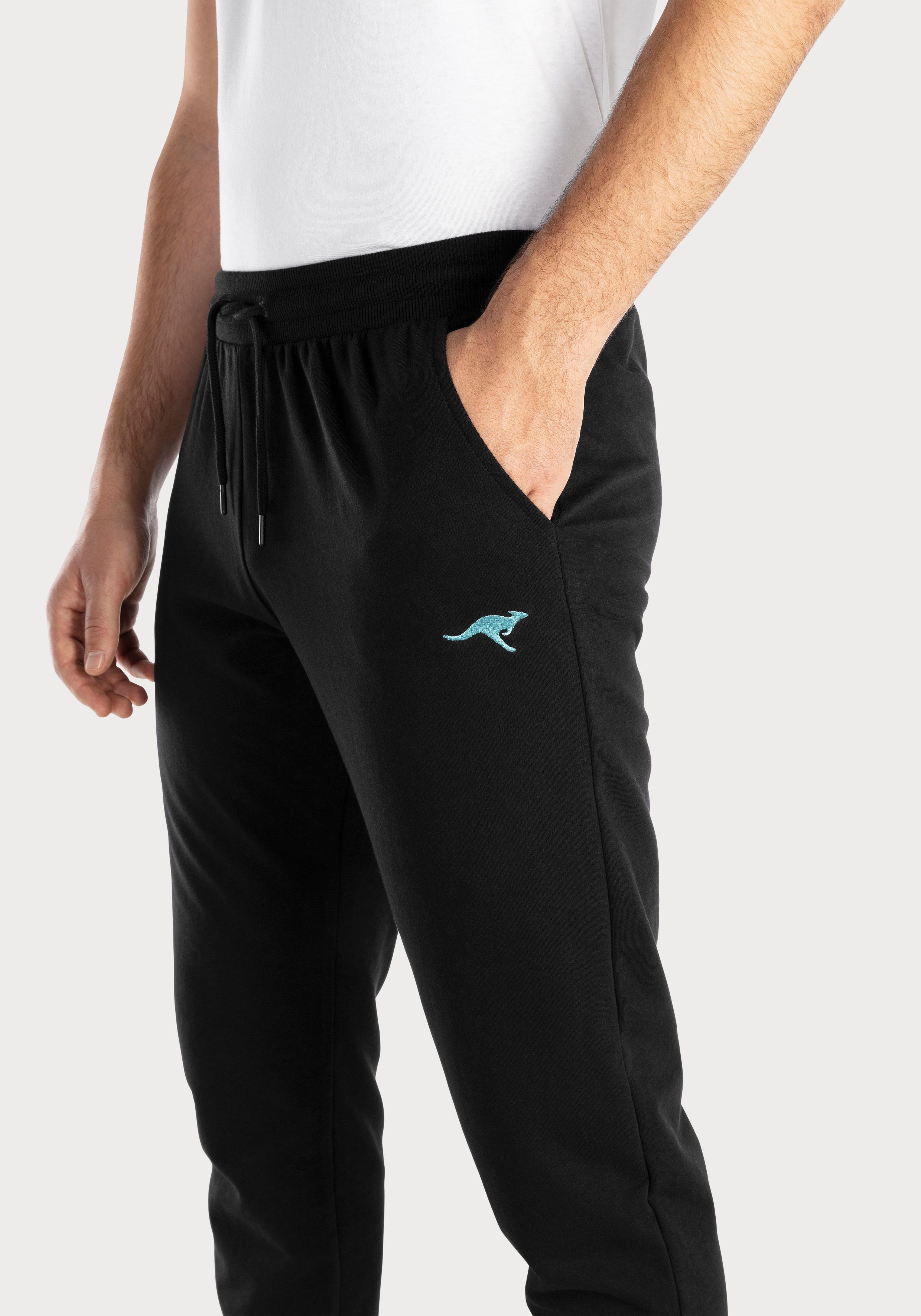 KangaROOS Sweathose Jogginghose mit kleiner Logostickerei