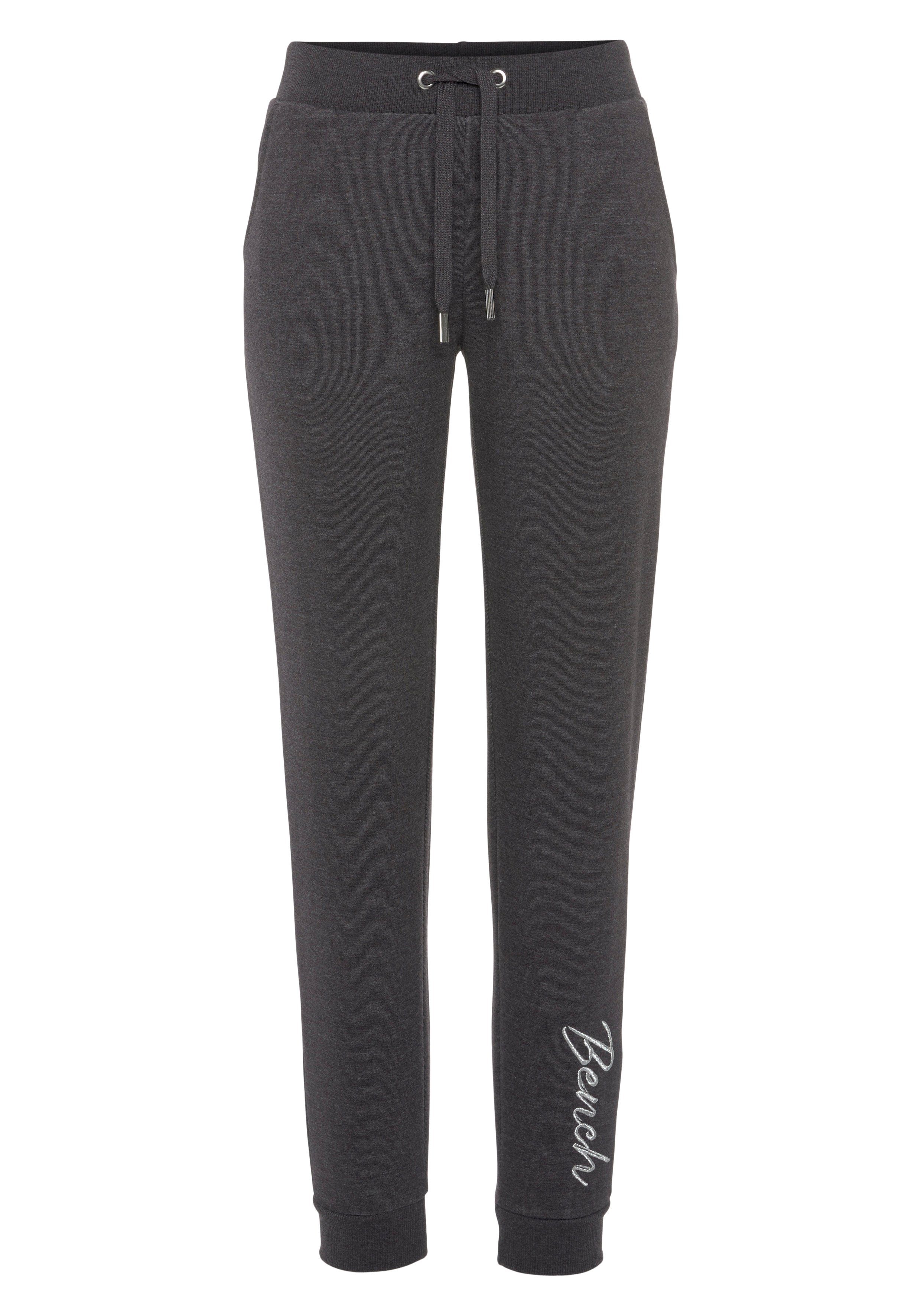 Bench. Loungewear Relaxhose mit glänzender Logostickerei, günstig online kaufen