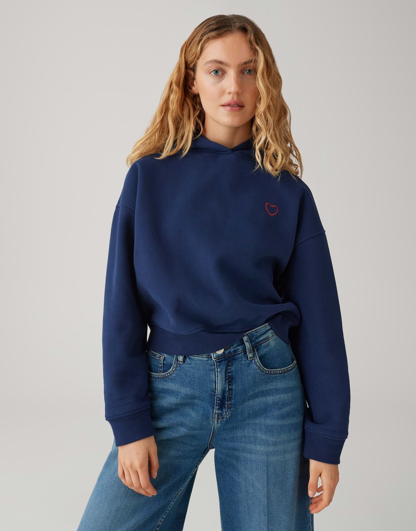 OPUS Hoodie GALENTINE mit Herz Lockere Passform, gerader Schnitt, überschnittene Schulter