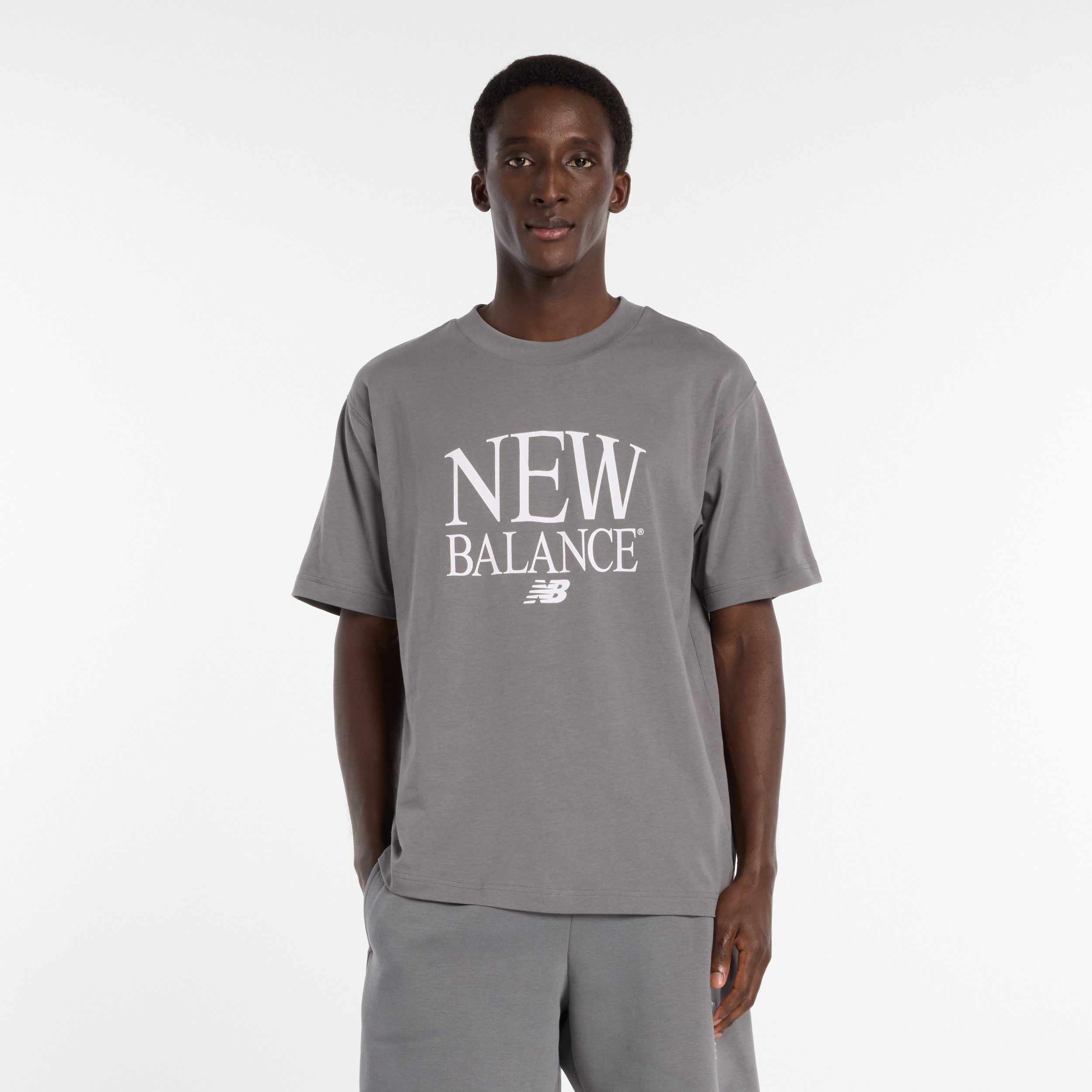New Balance T-Shirt für Jugendliche, Kurzarm, mit modernem Print