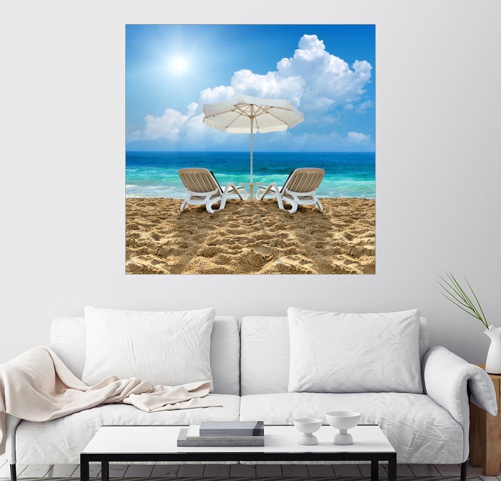 Wandbild »Strandstuhl und Schirm am Sandstrand« Wandbild »Strandstuhl und Schirm am Sandstrand«