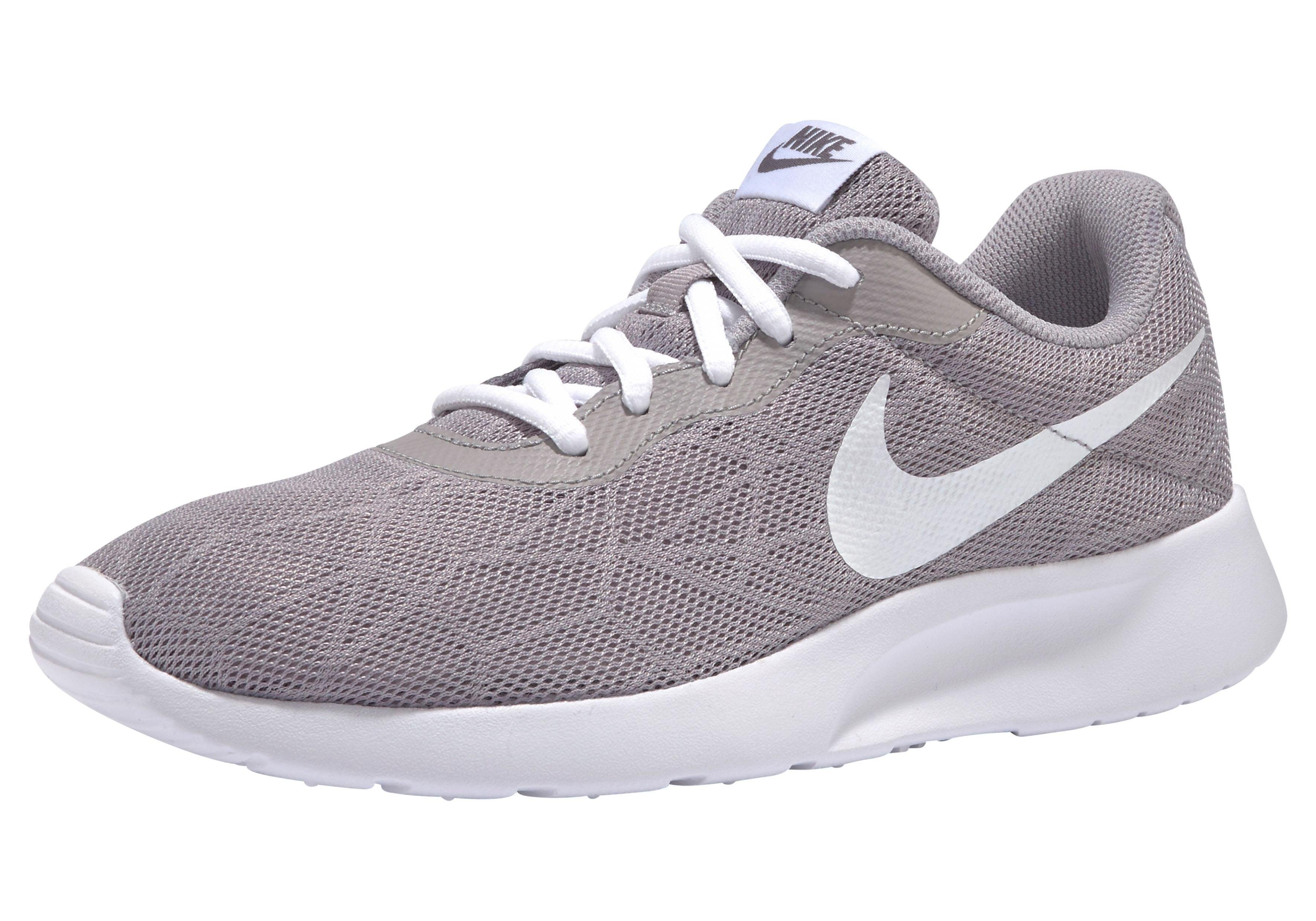 nike tanjun online