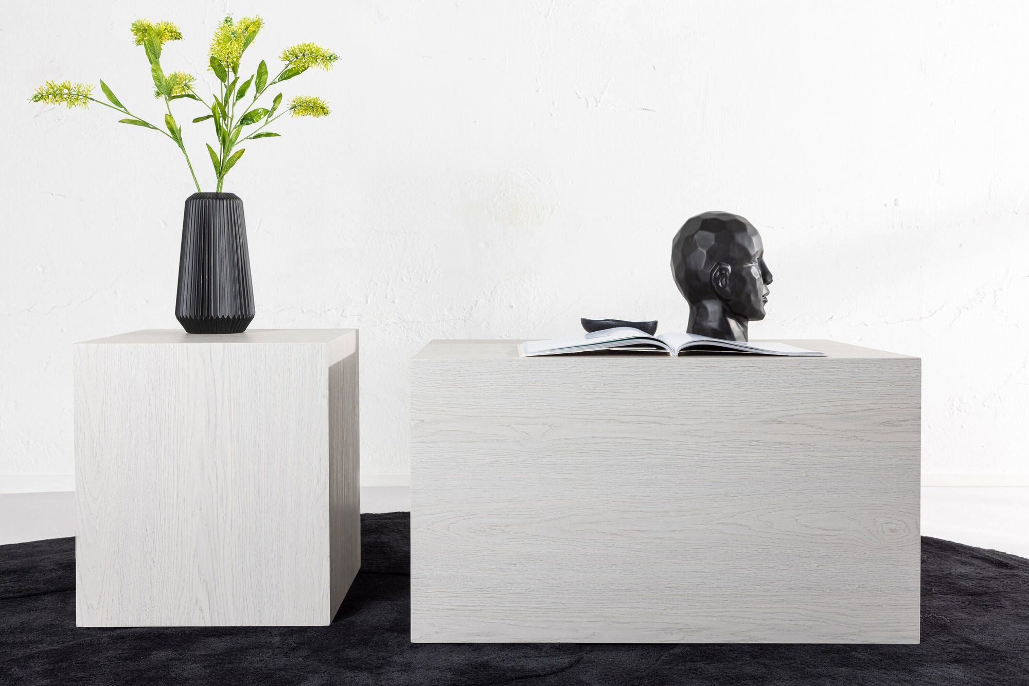 Venture Home Couchtisch