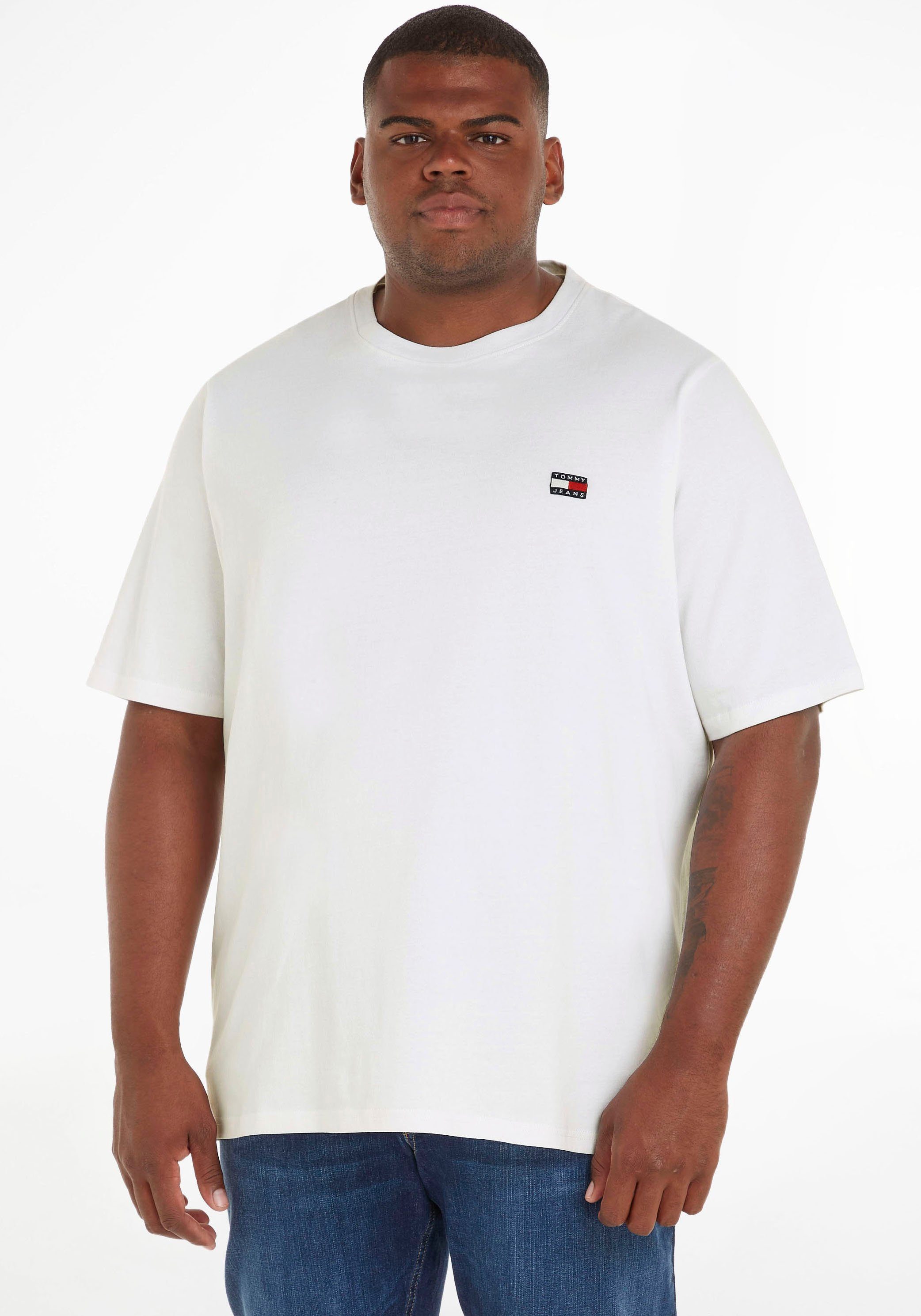 Tommy Jeans Plus T-Shirt TJM PLUS TOMMY XS BADGE TEE mit Rundhalsausschnitt White